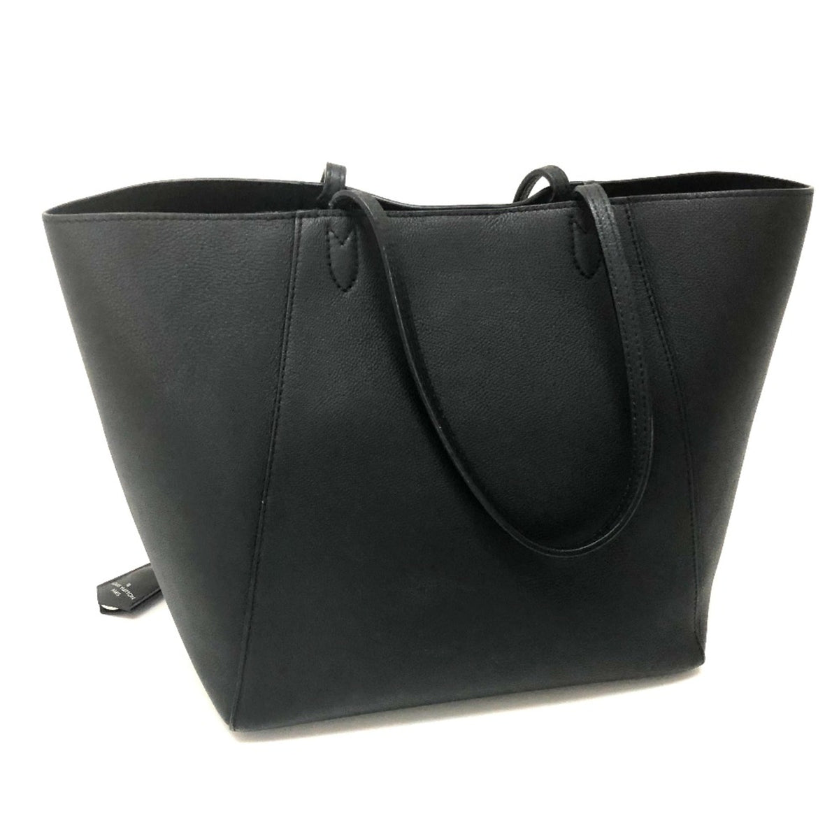 Louis Vuitton Black Leather Shoulder Bag (Pre-Owned)