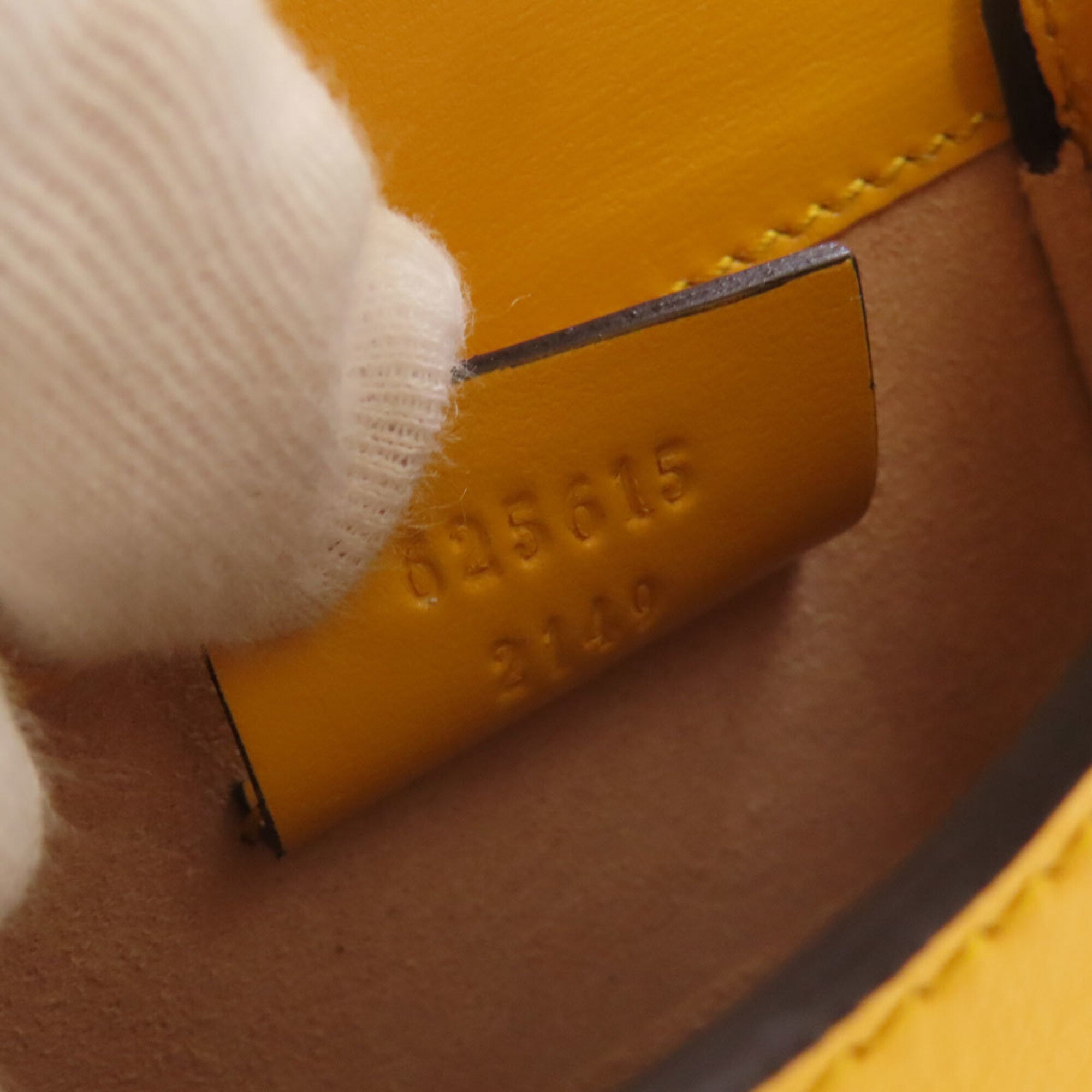 Gucci Horsebit Yellow Leather Shoulder Bag (Pre-Owned)