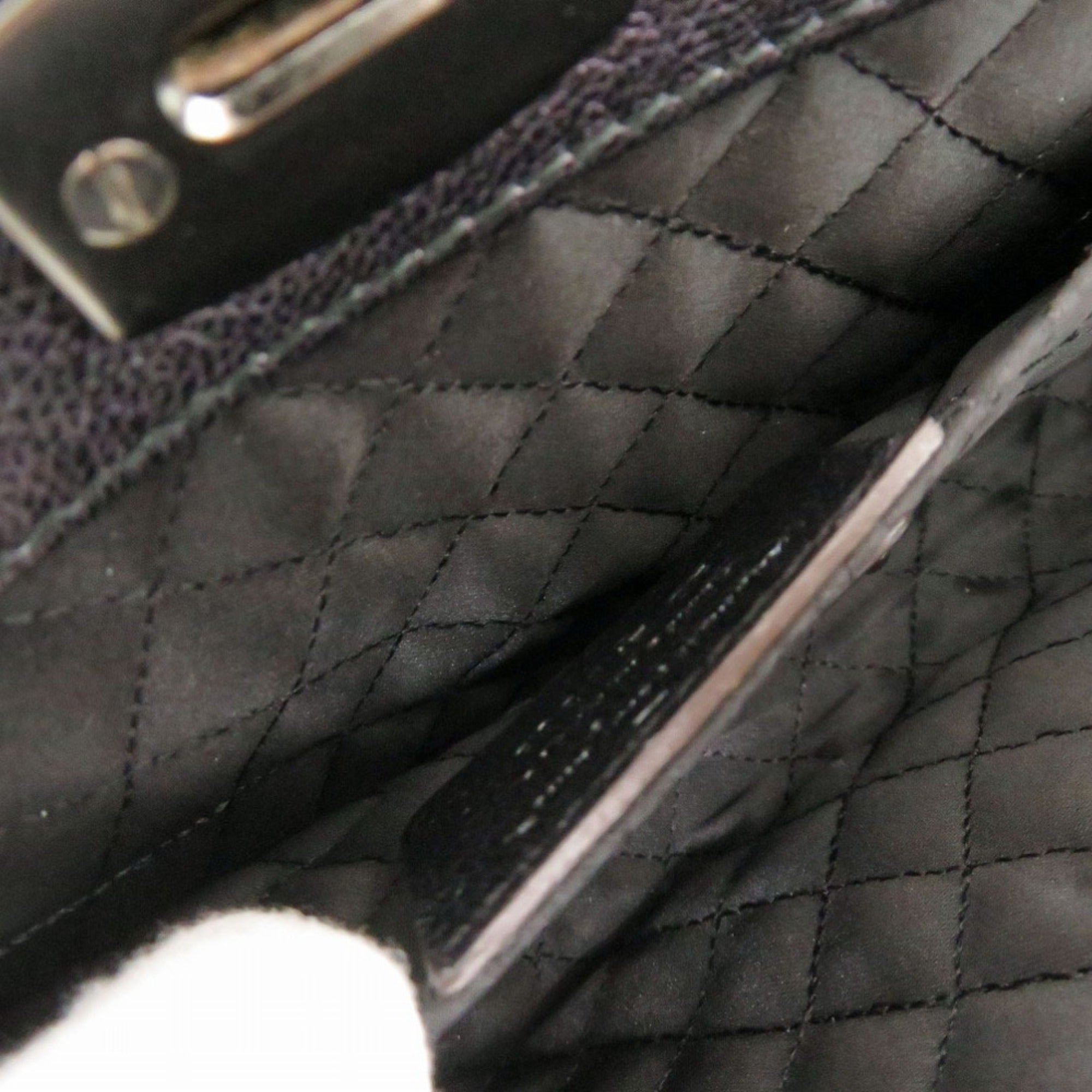 Salvatore Ferragamo Metallic Gray Leather Shoulder Bag (Pre-Owned)
