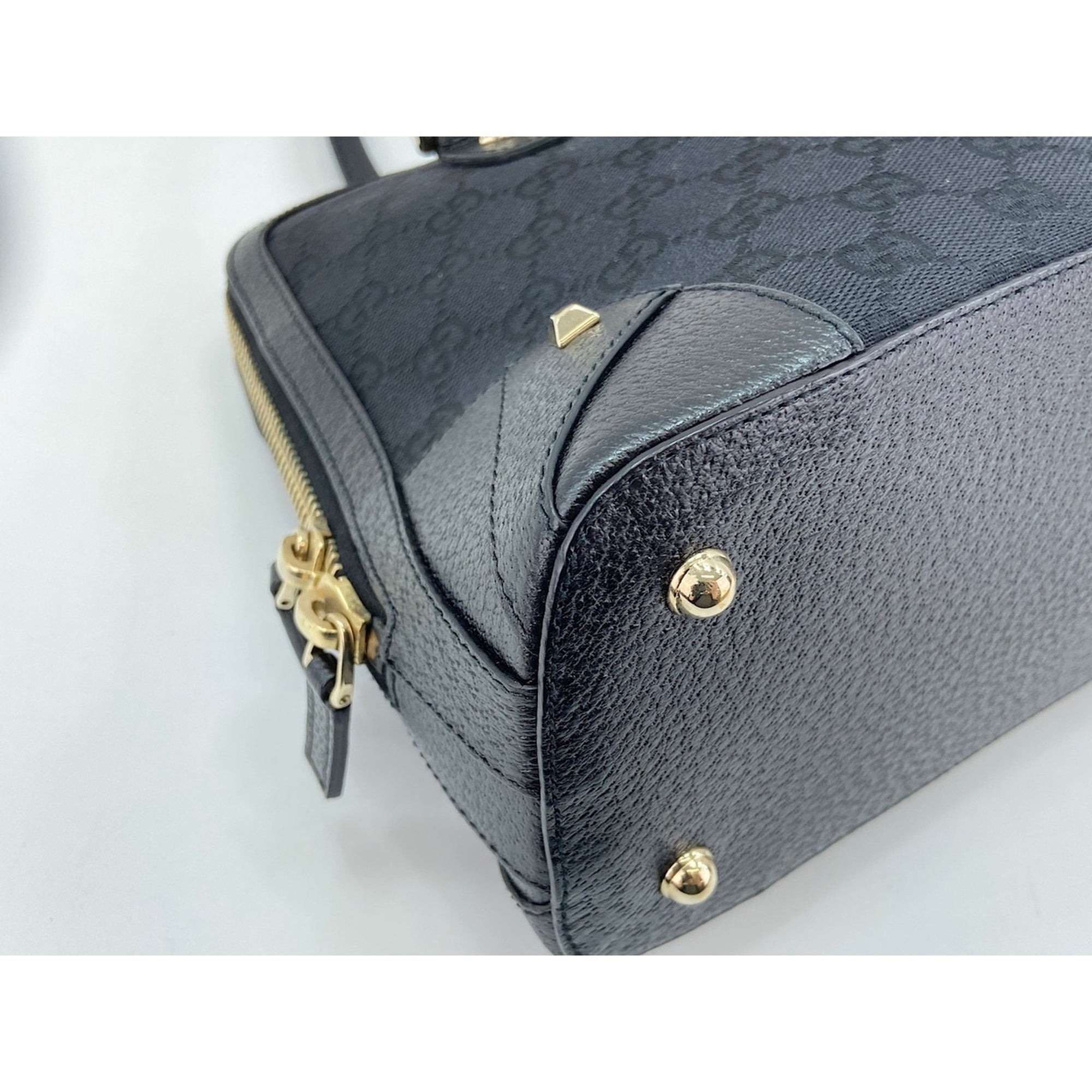 Gucci Black Handbag (Pre-Owned)