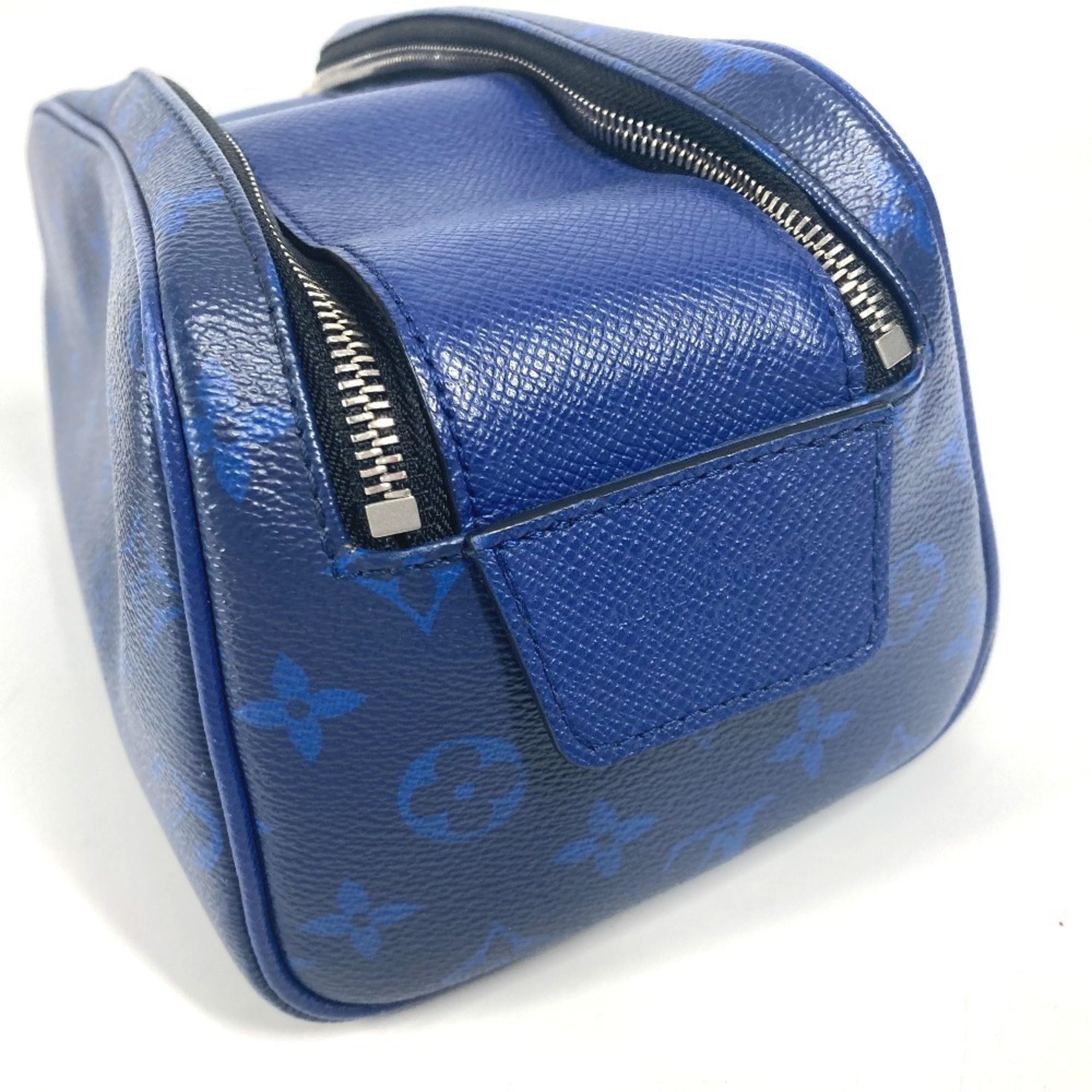 Louis Vuitton Taiga Blue Taiga Leather Monogram Clutch Bag Handbag (Pre-Owned)