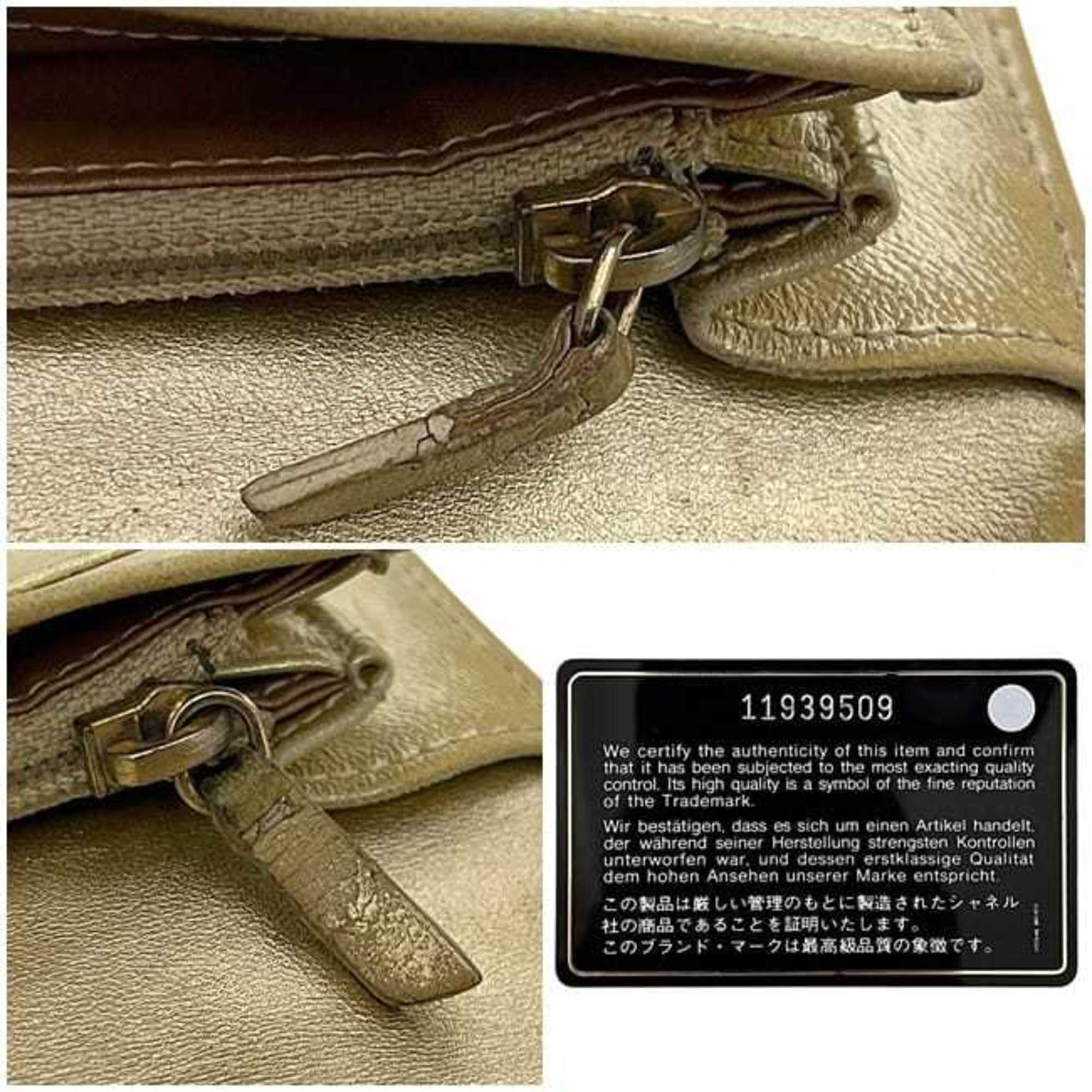 Chanel Gold Patent Leather Long Wallet (Bi-Fold) (Pre-Owned)