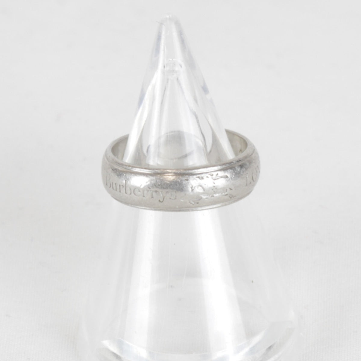 Burberry Silver Platinum 900 Band Ring (Pre-Owned)
