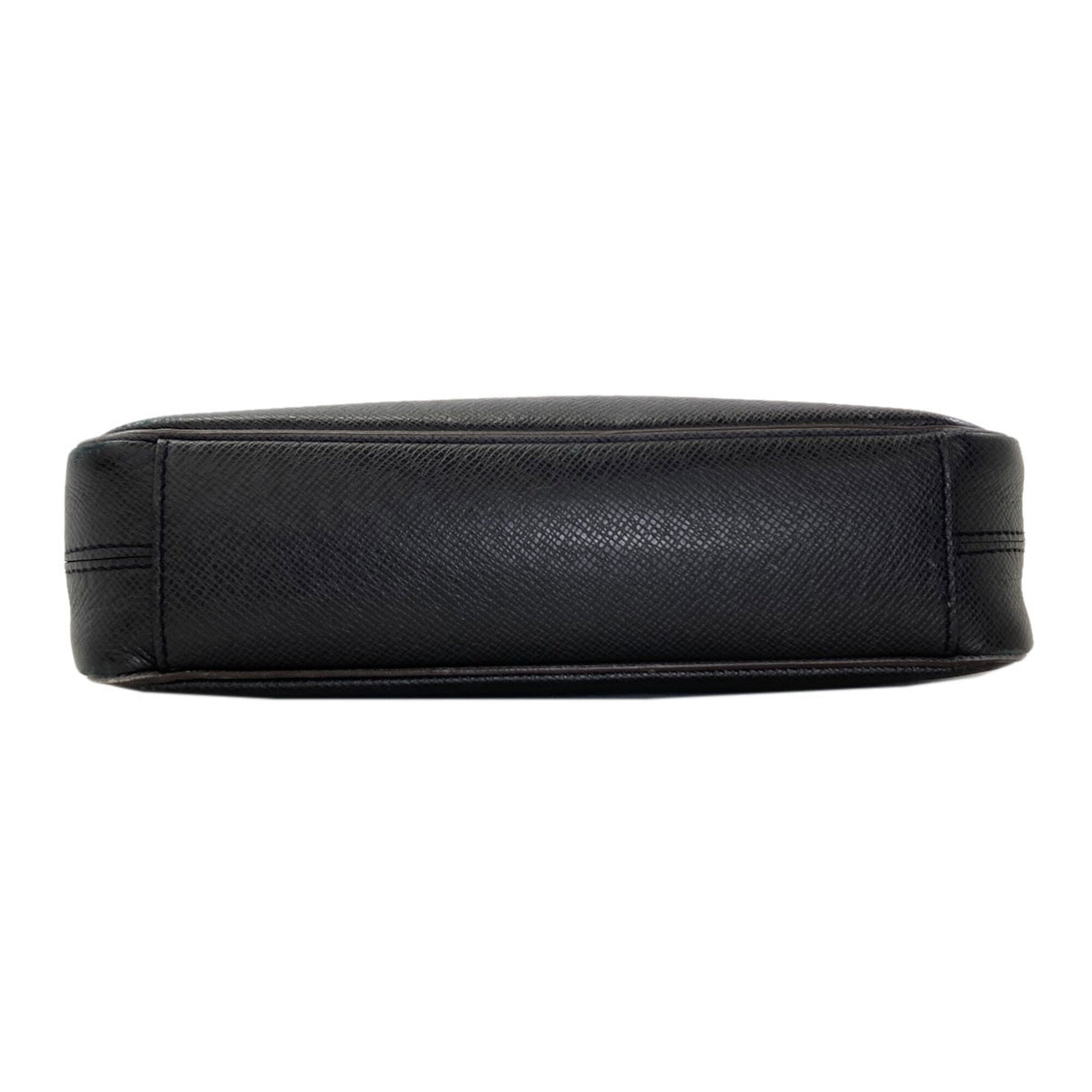 Louis Vuitton Taiga Black Taiga Leather Shoulder Bag (Pre-Owned)