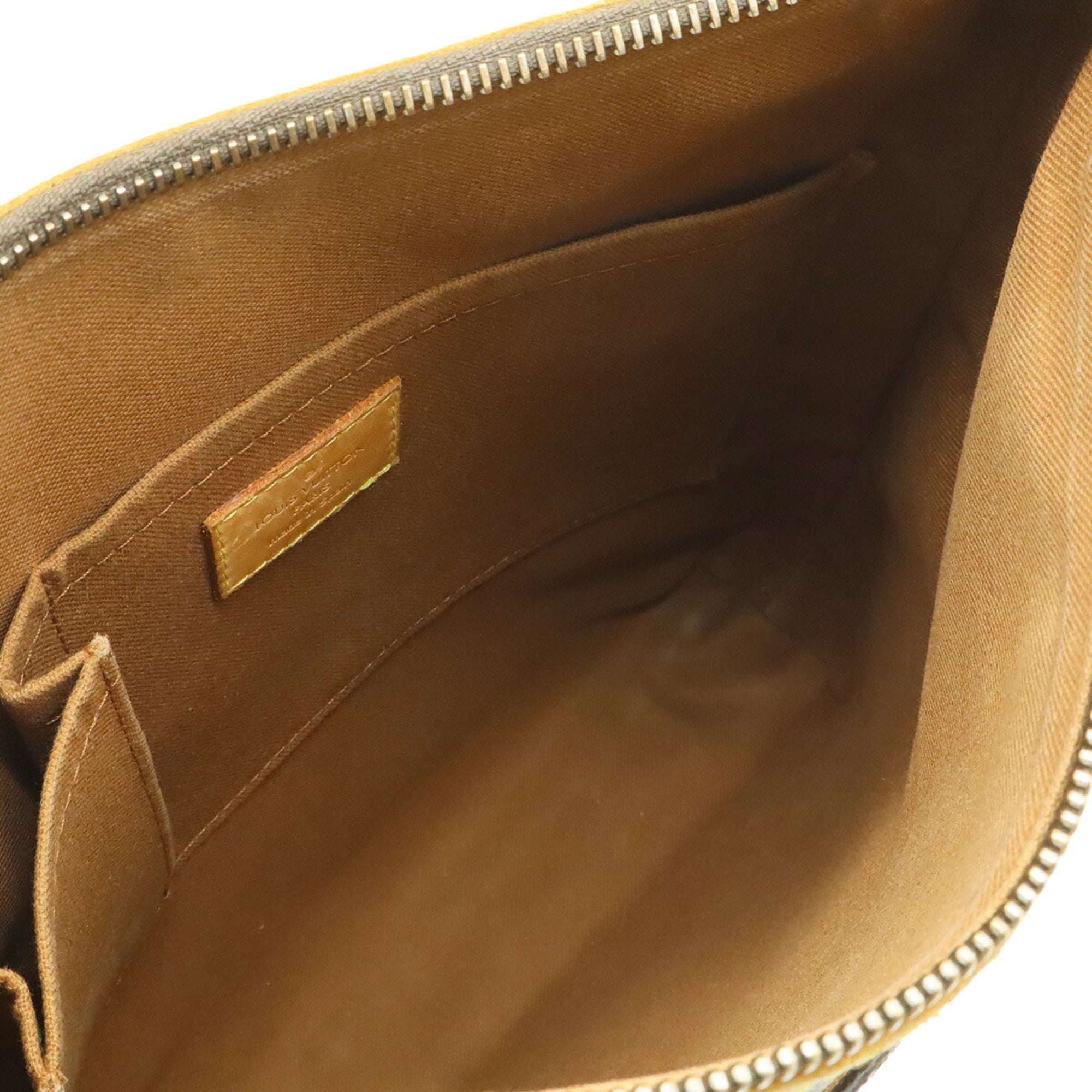 Louis Vuitton Brown Monogram Monogram Shoulder Bag (Pre-Owned)