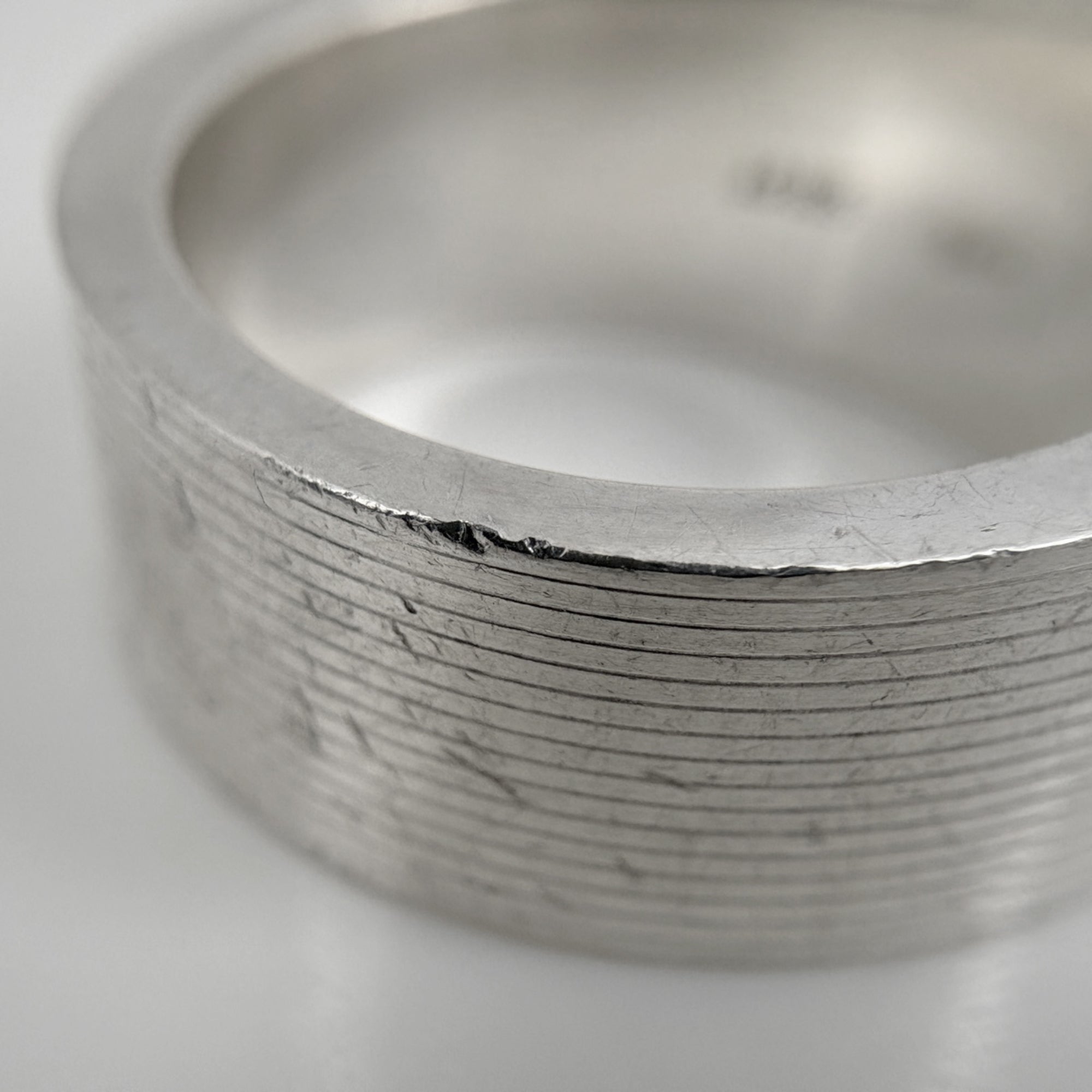Gucci Silver Silver 925 Band Ring (Pre-Owned)