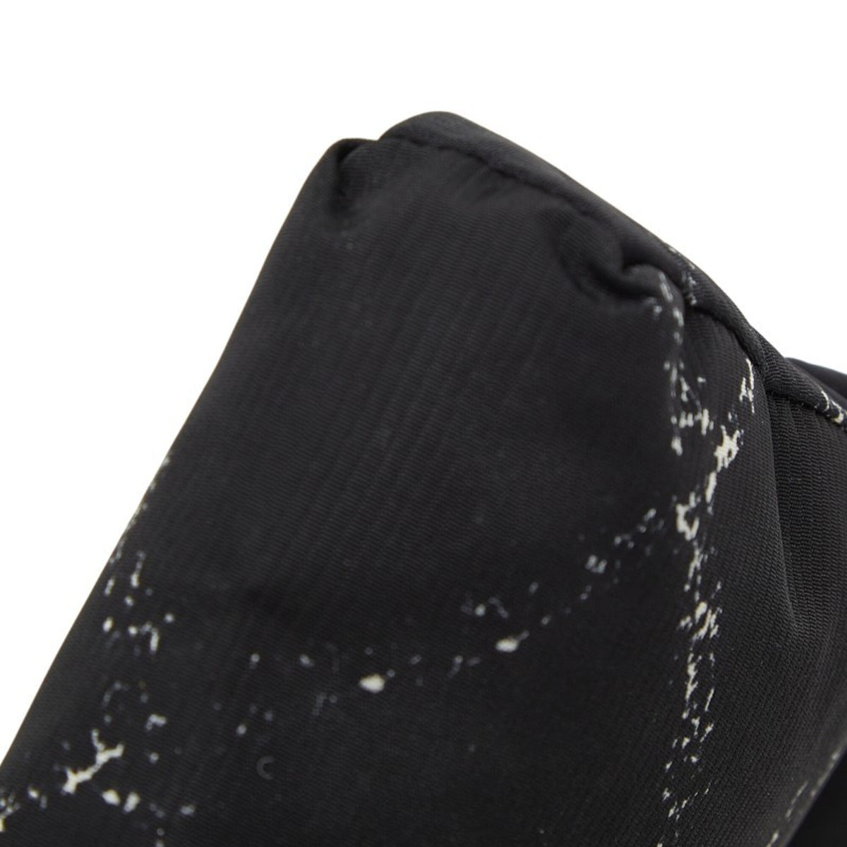 Chanel Black Nylon Sling Bag (Pre-Owned)