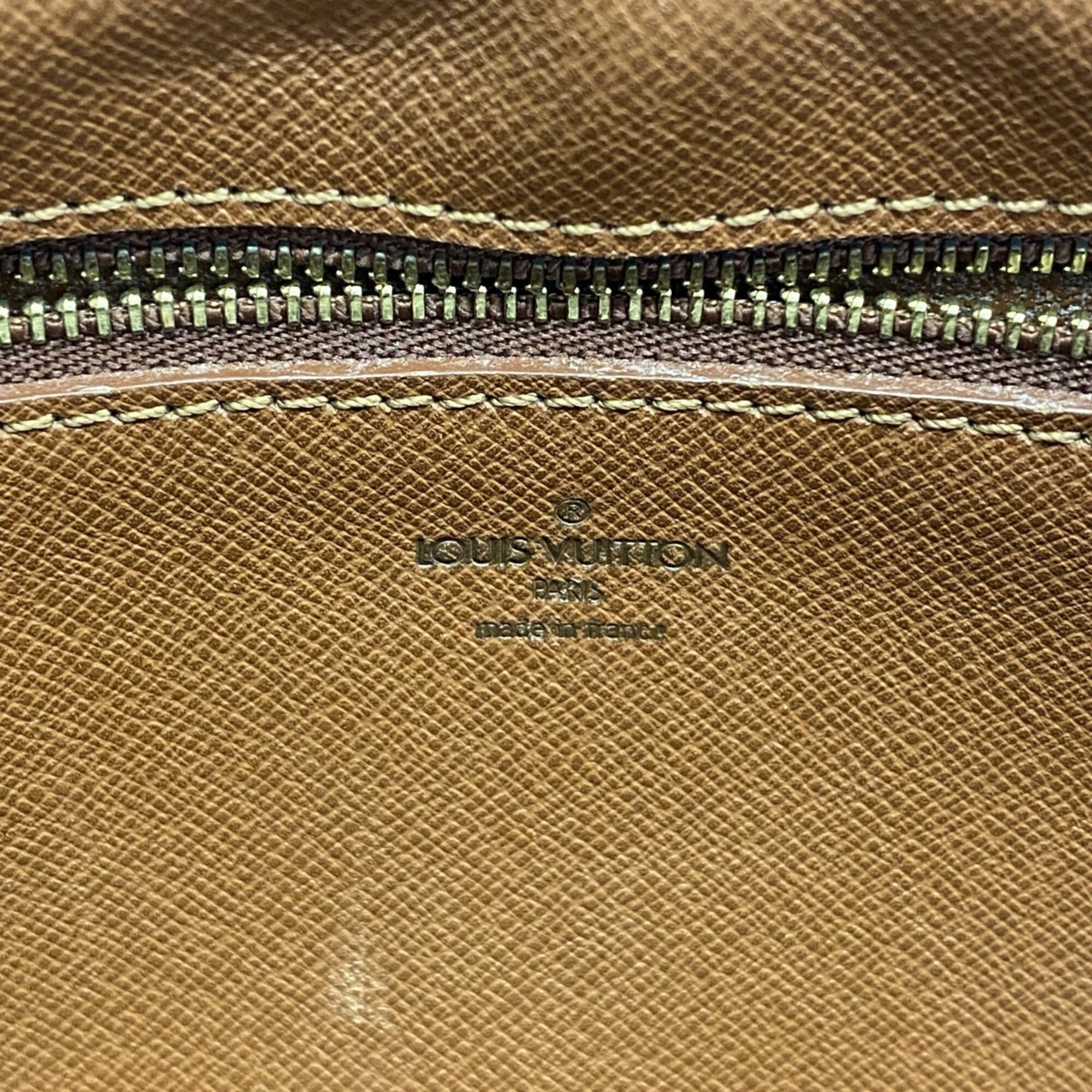 Louis Vuitton Brown Shoulder Bag (Pre-Owned)
