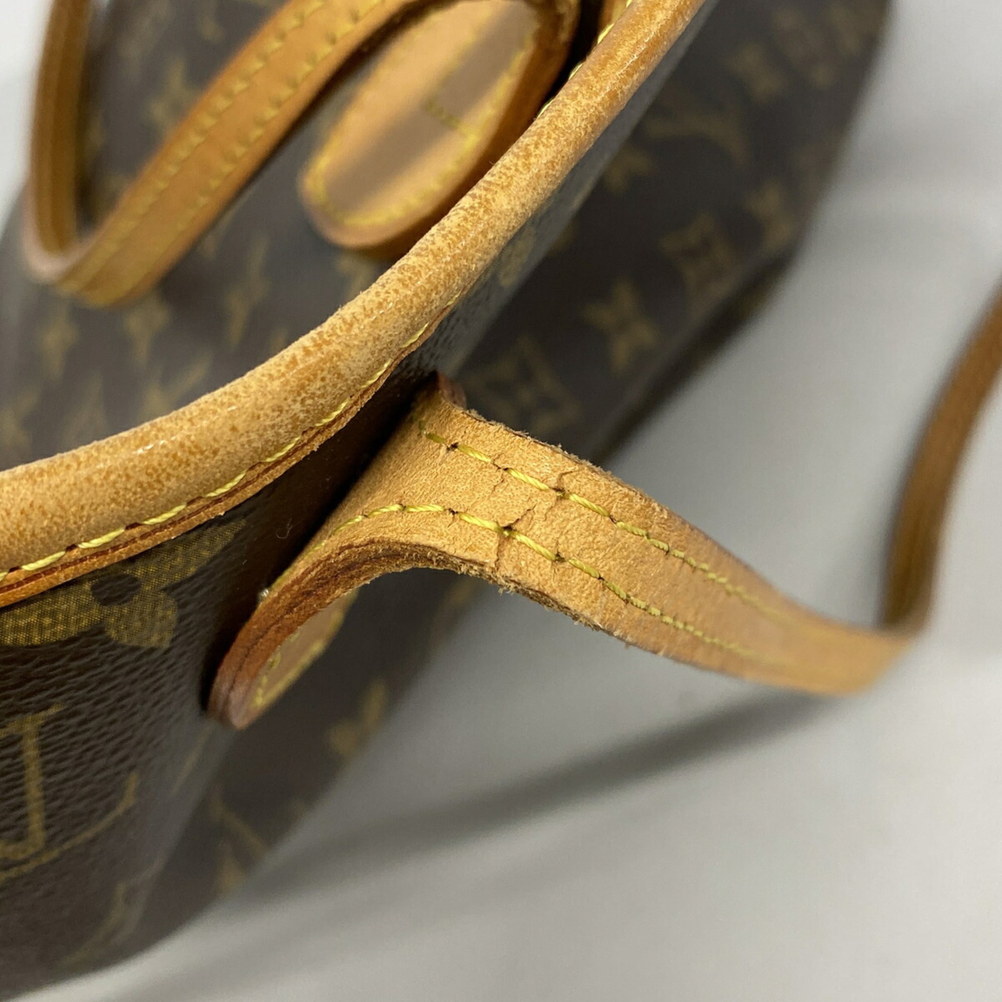 Louis Vuitton Brown Tote Bag (Pre-Owned)
