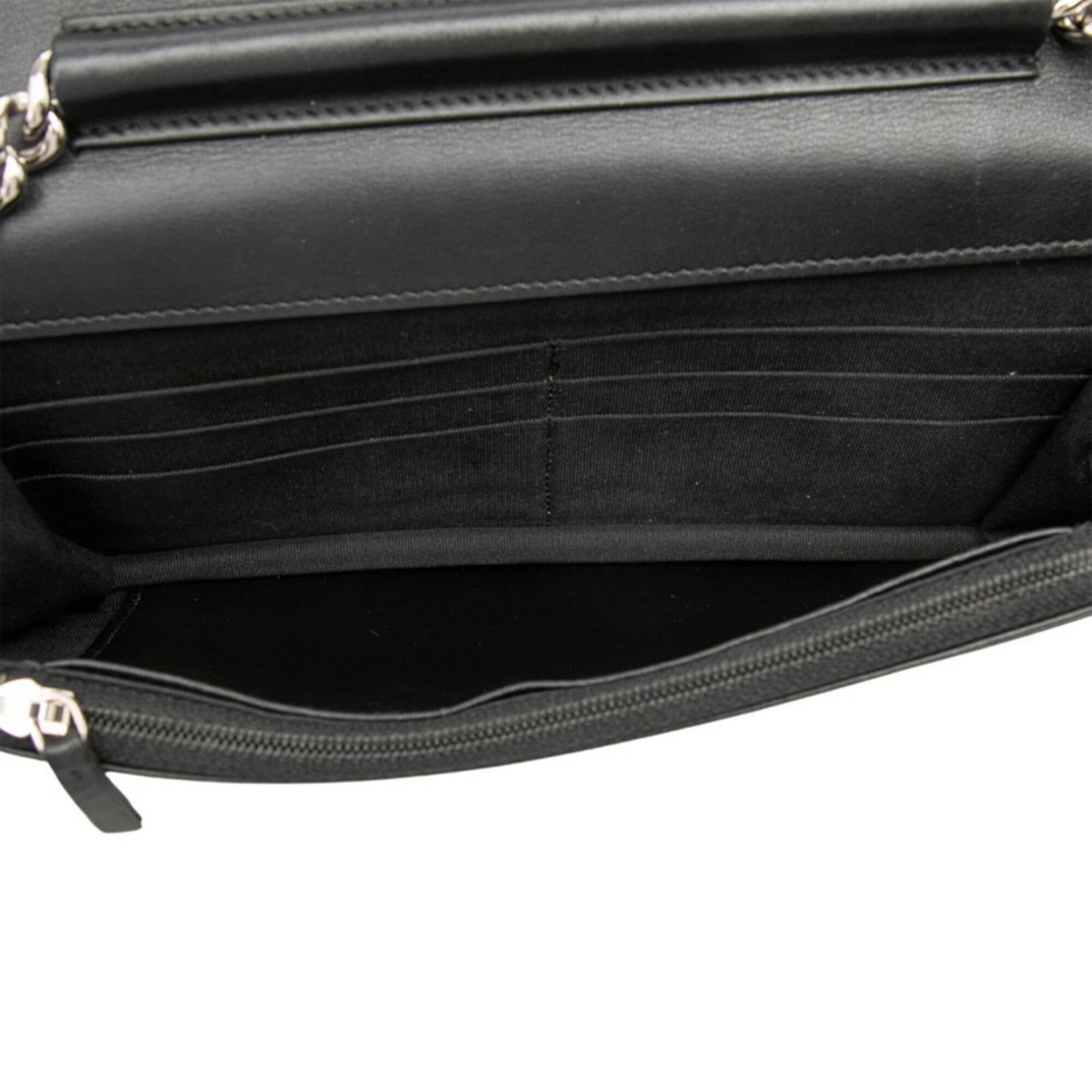Chanel Matelasse Black Grained Calfskin Shoulder Bag (Pre-Owned)