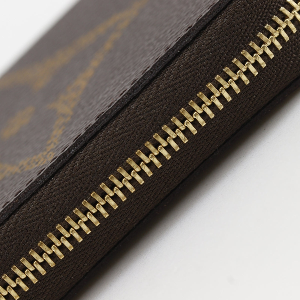 Louis Vuitton Brown Monogram Coin Purse/Coin Case (Pre-Owned)