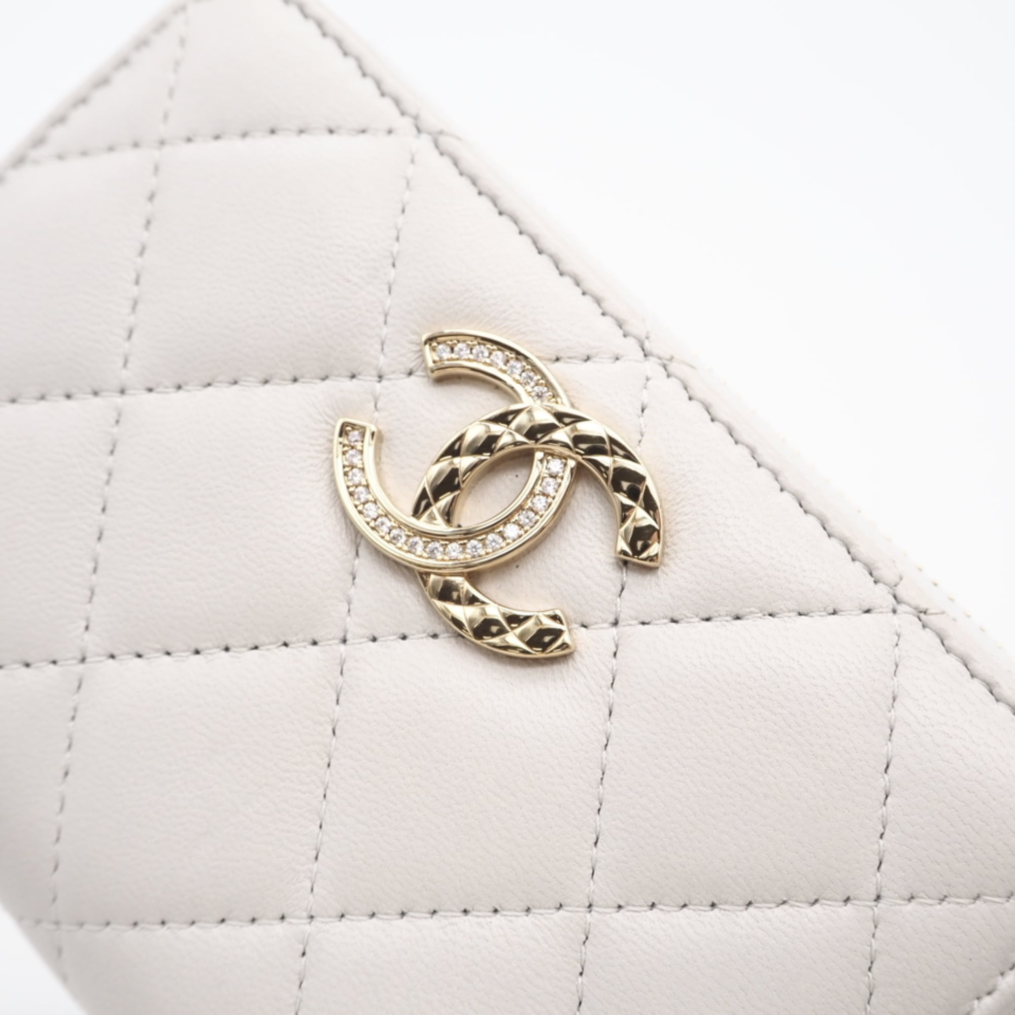 Chanel Gray Leather Coin Purse/Coin Case (Pre-Owned)