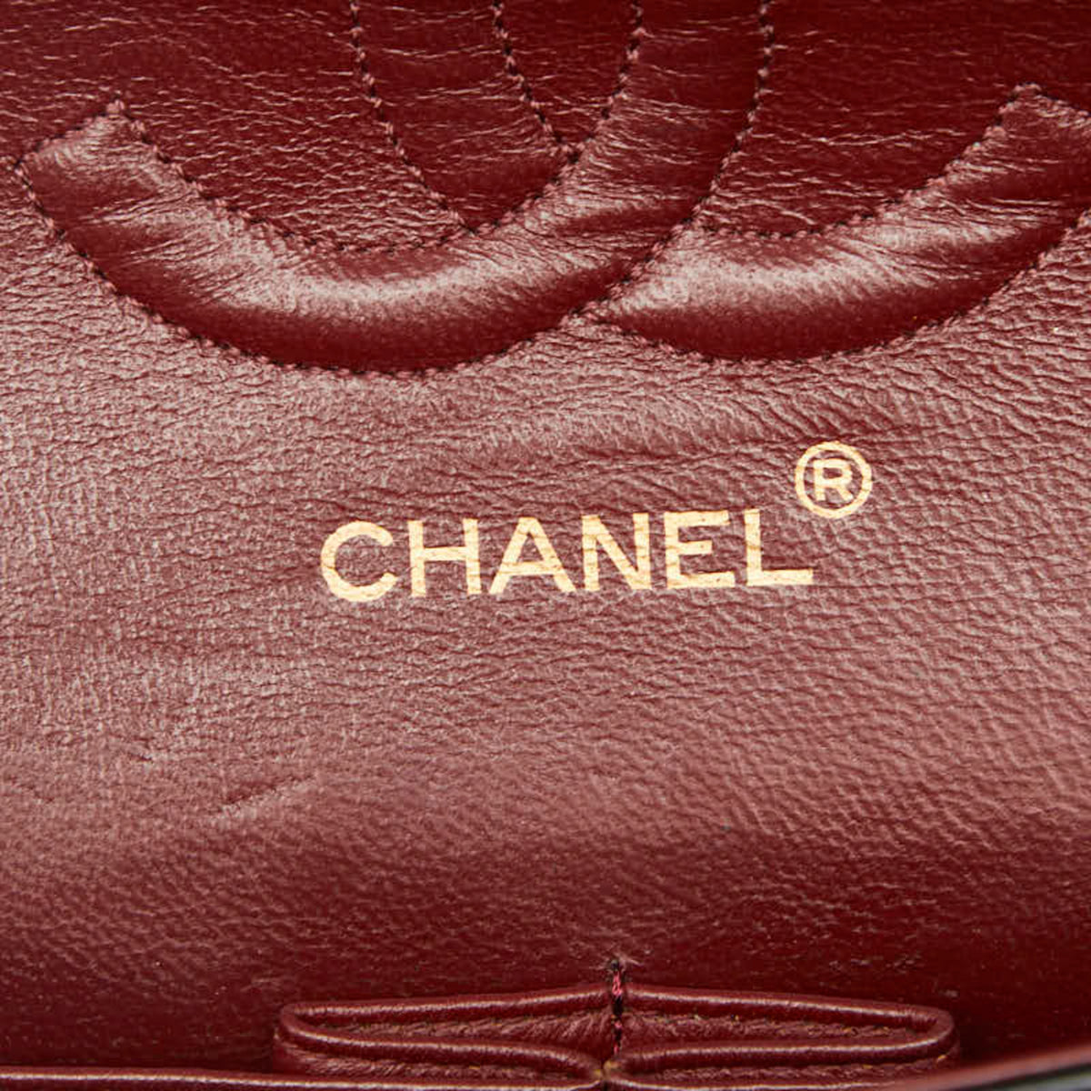 Chanel Black Leather Shoulder Bag (Pre-Owned)