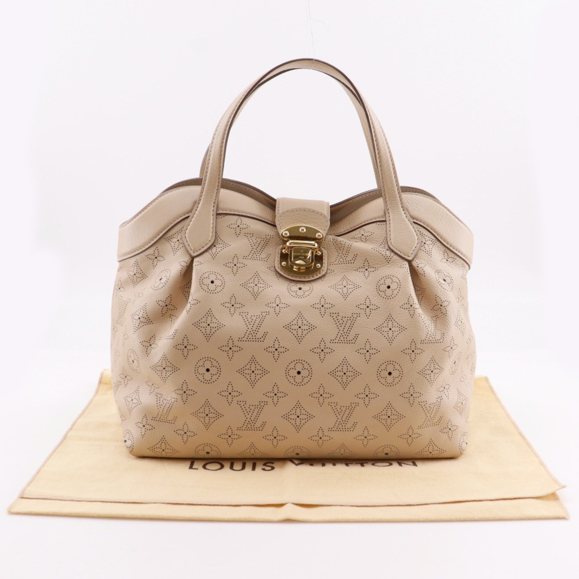Louis Vuitton Mahina Beige Opal Mahina Leather Handbag (Pre-Owned)