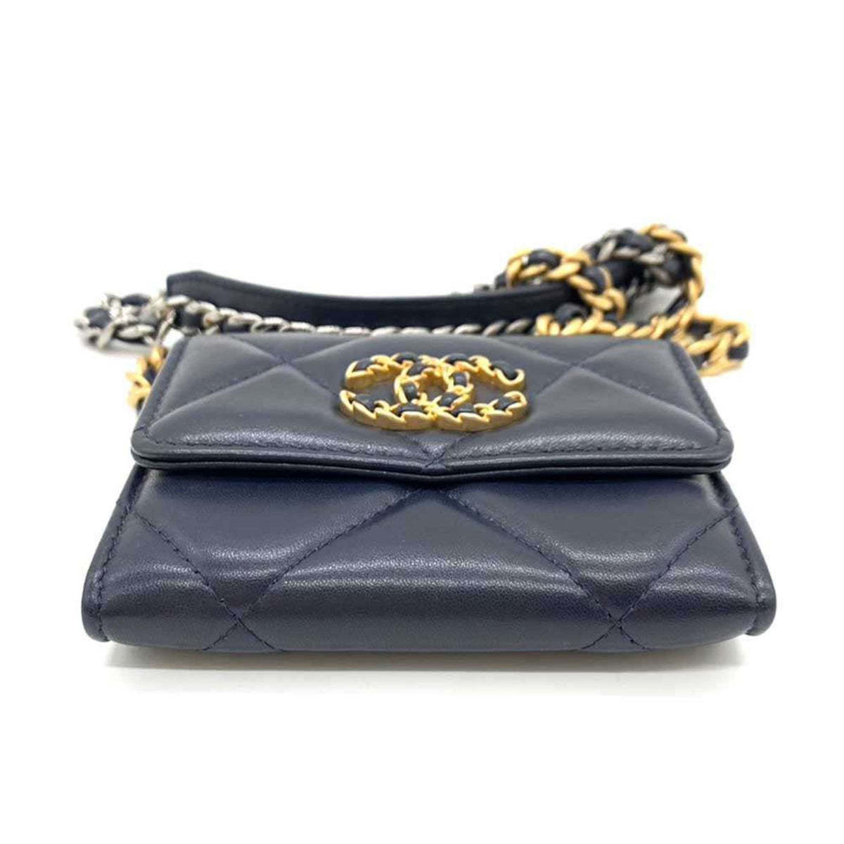 Chanel Navy Shoulder Bag (Pre-Owned)