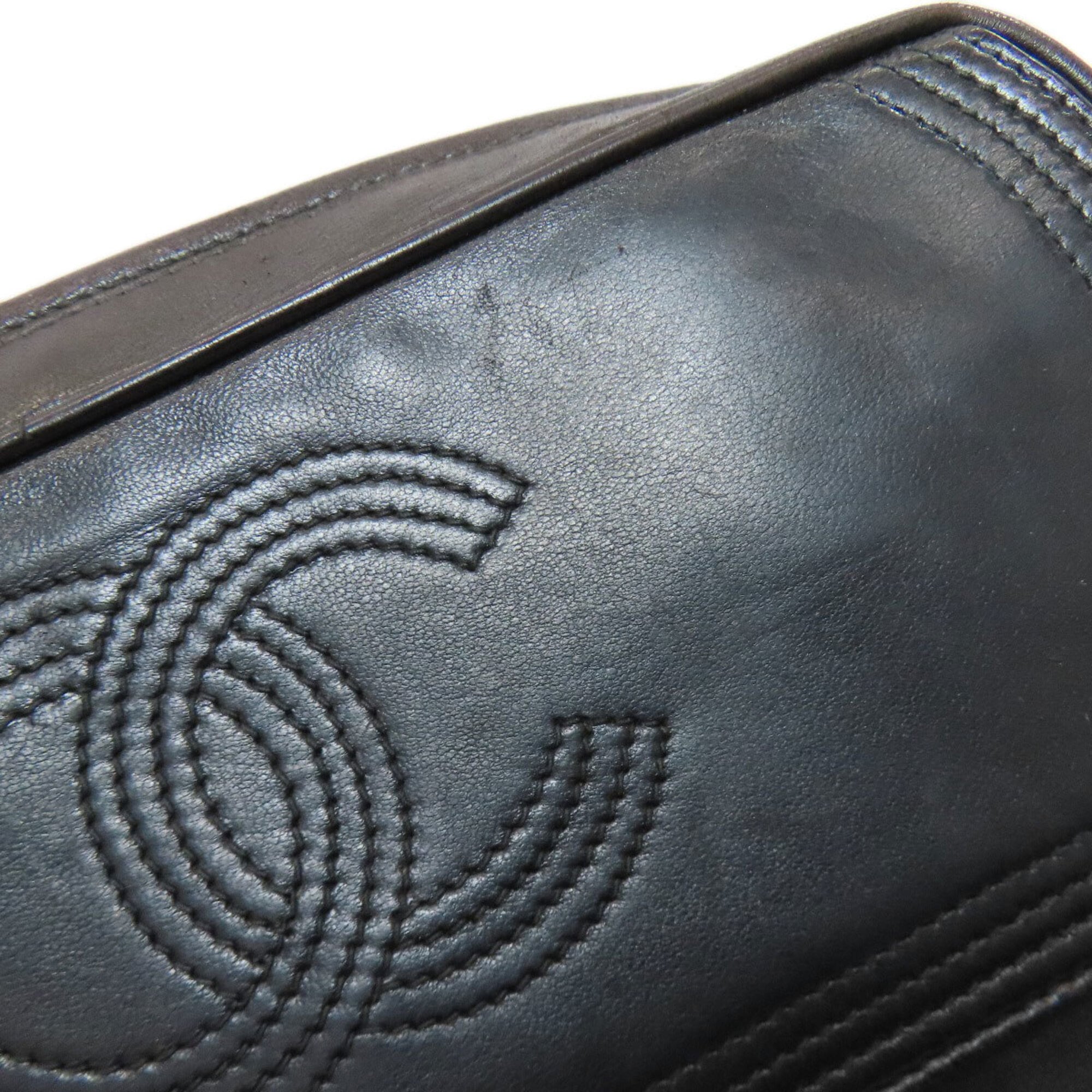 Chanel Black Leather Shoulder Bag (Pre-Owned)