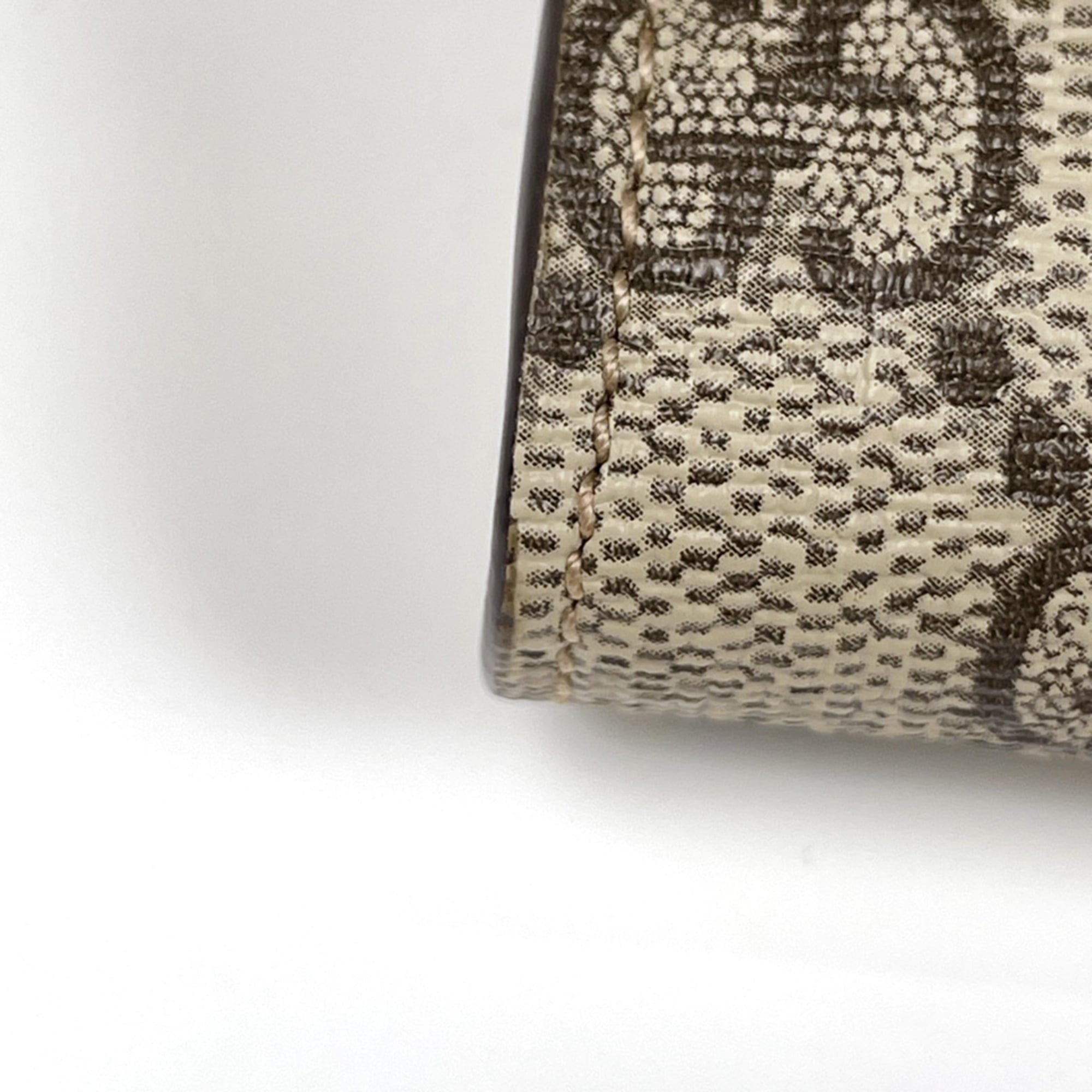 Gucci Beige Red Color Coated Canvas Leather Long Wallet (Bi-Fold) (Pre-Owned)