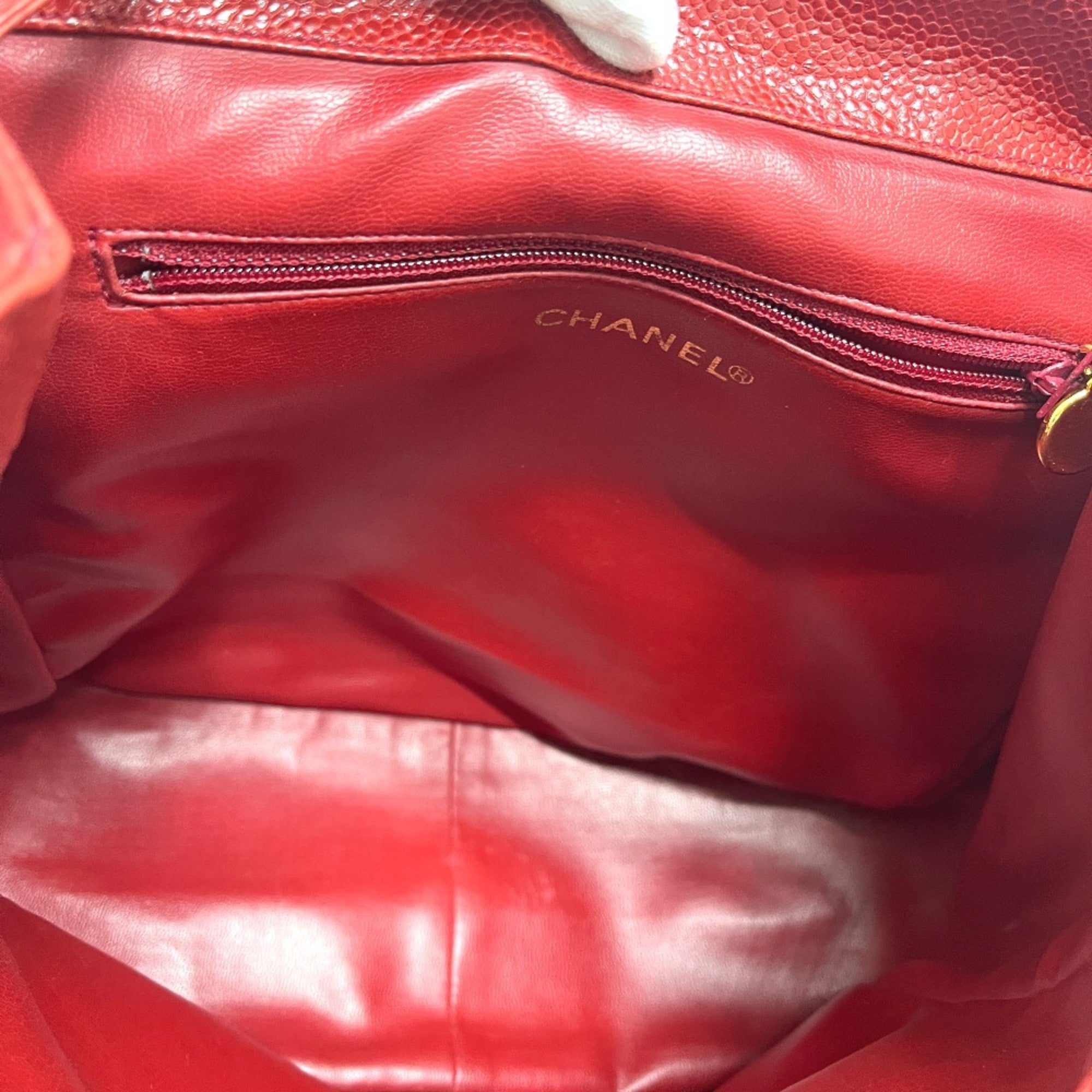 Chanel Red Color Grained Calfskin Backpack (Pre-Owned)