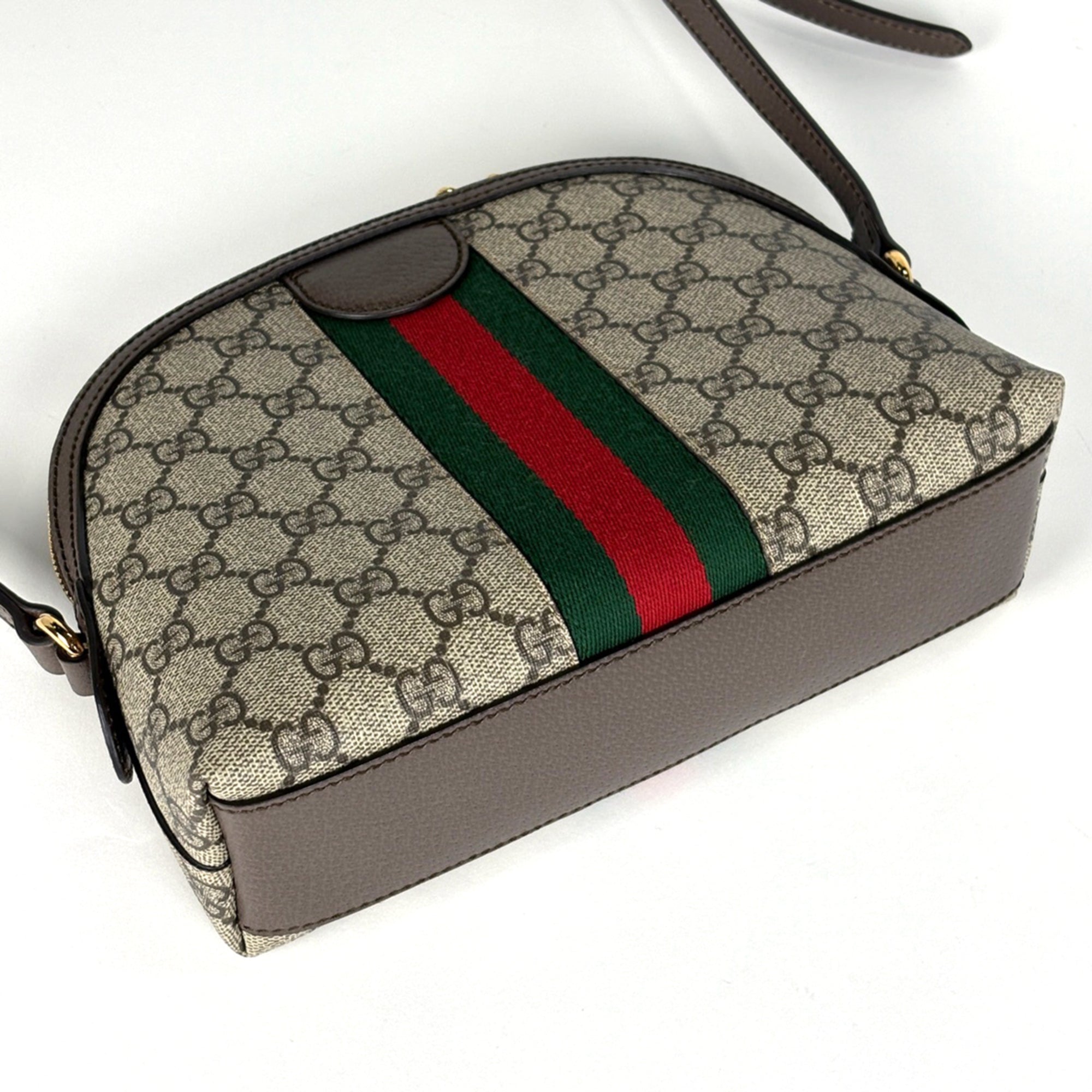 Gucci Brown Gg Supreme Shoulder Bag (Pre-Owned)