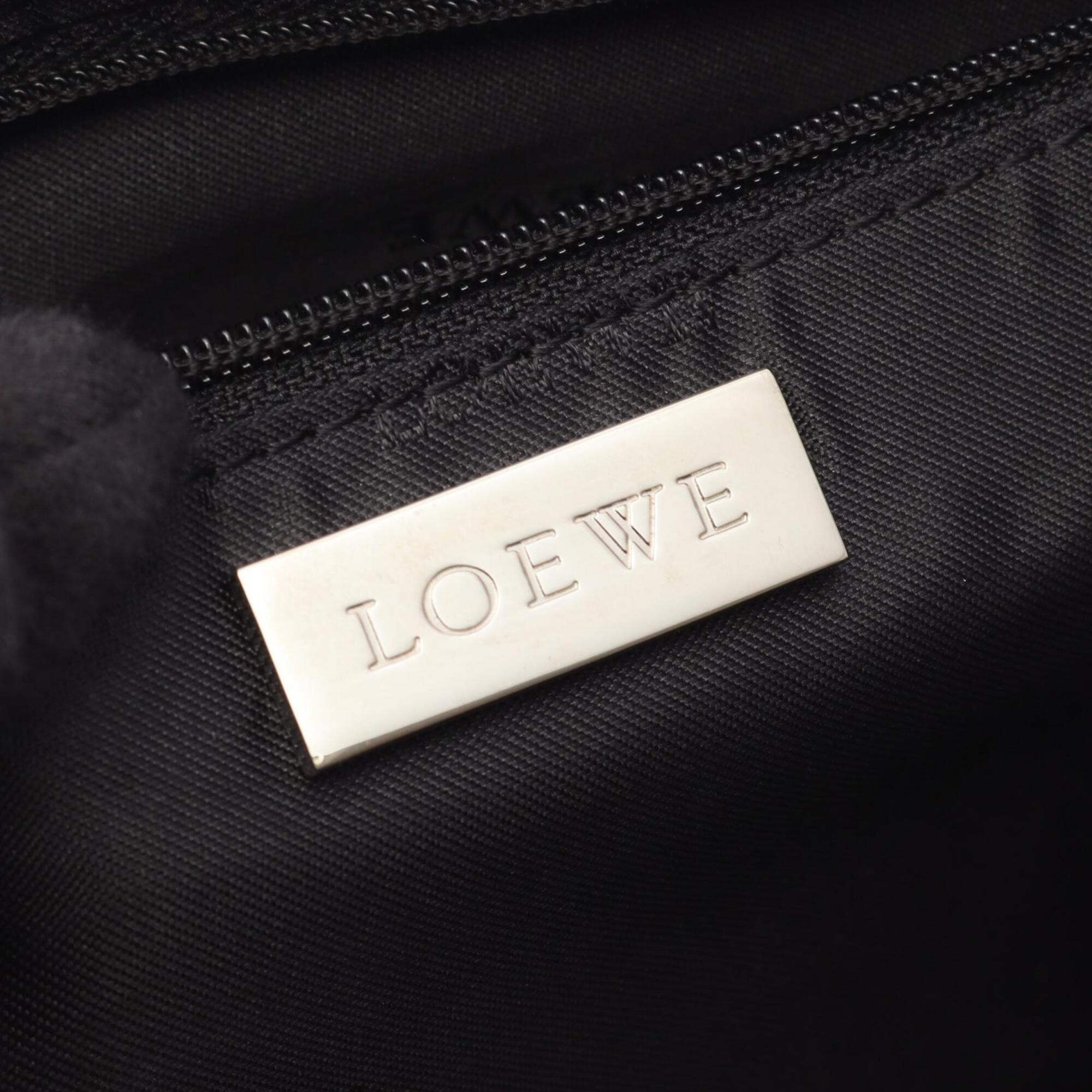 Loewe Gold Leather Handbag (Pre-Owned)