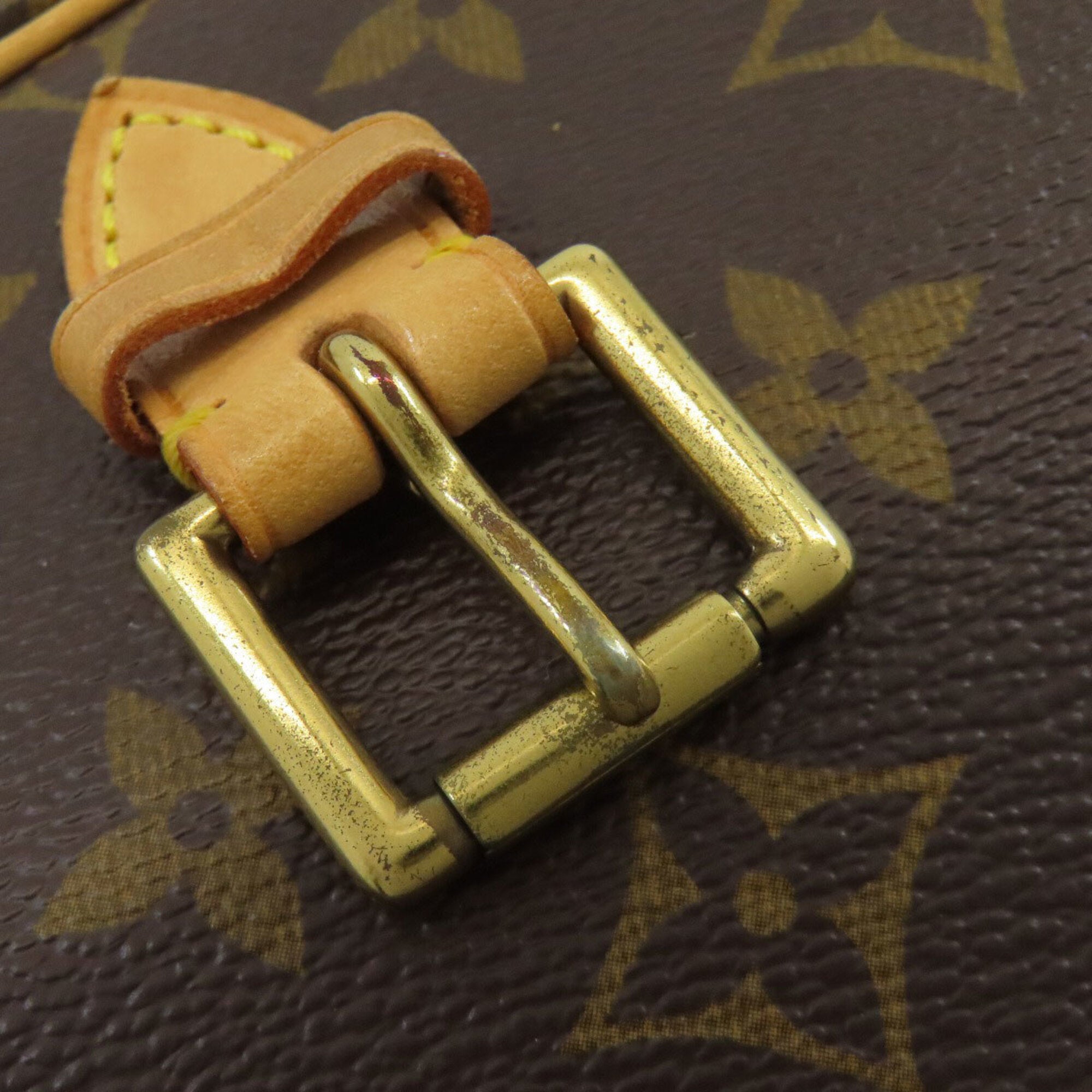 Louis Vuitton Brown Monogram Monogram Canvas Shoulder Bag (Pre-Owned)