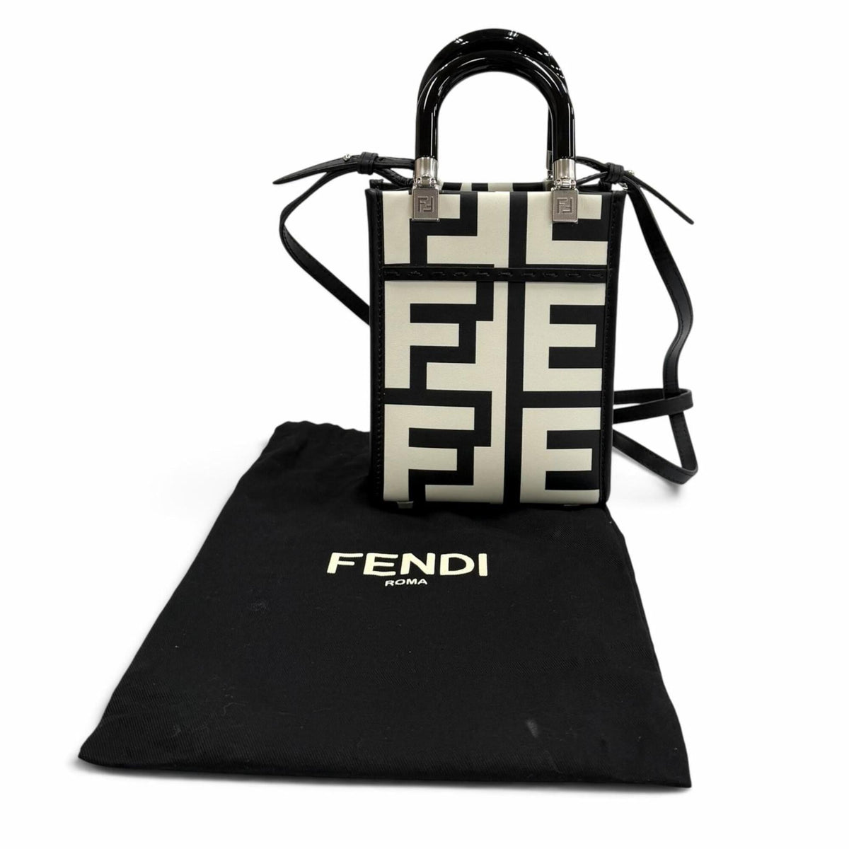 Fendi Black White Leather Handbag (Pre-Owned)