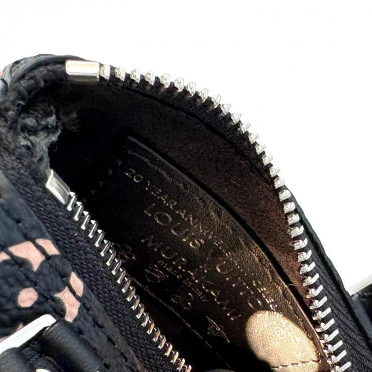 Louis Vuitton Black Multi-Color Handbag (Pre-Owned)