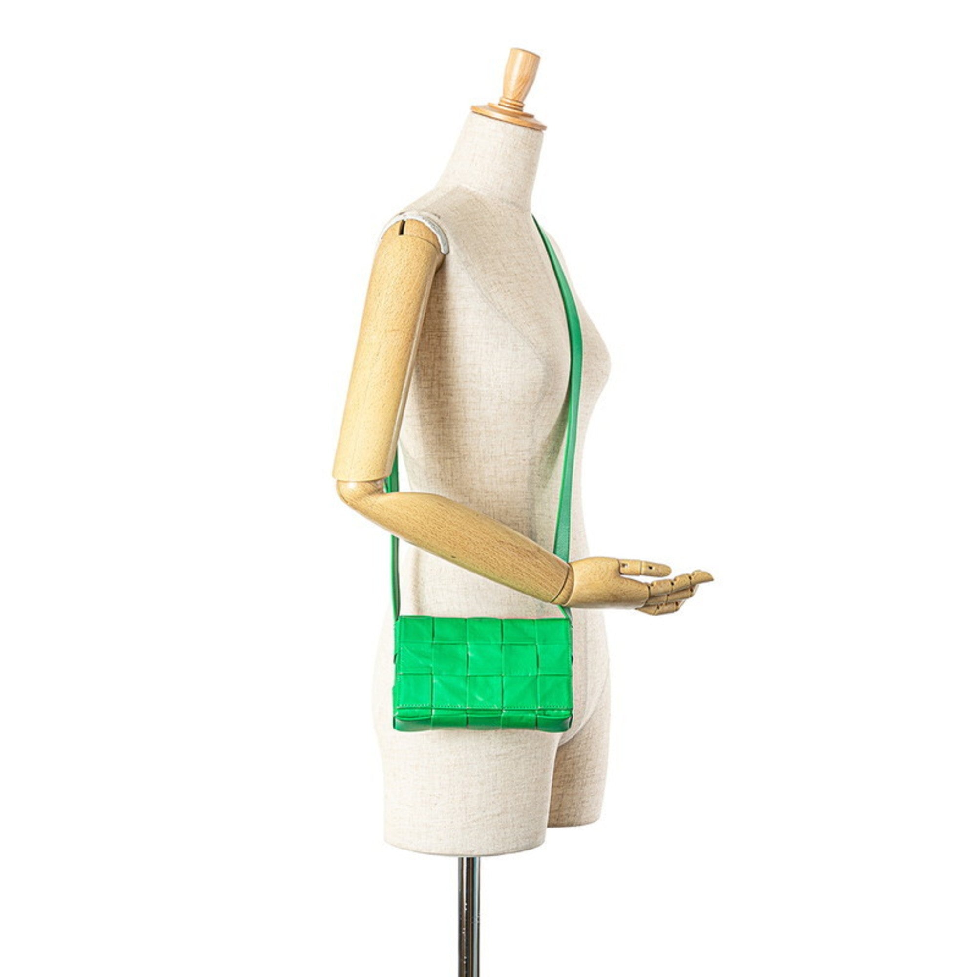 Bottega Veneta Green Leather Shoulder Bag Sling Bag (Pre-Owned)