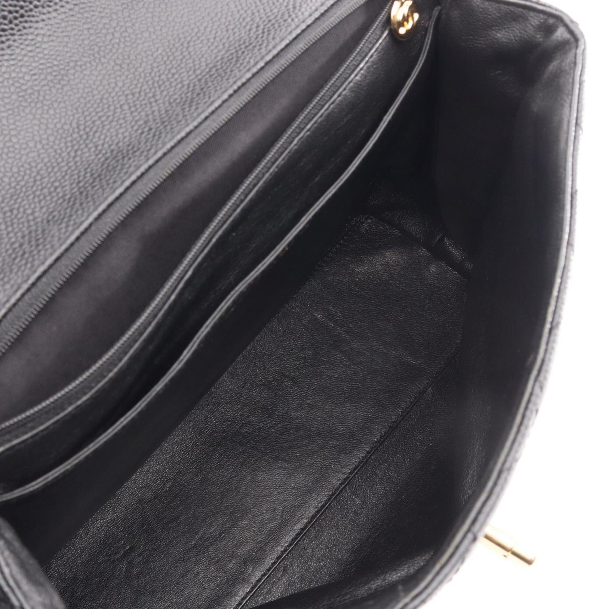 Chanel Black Grained Calfskin Handbag (Pre-Owned)