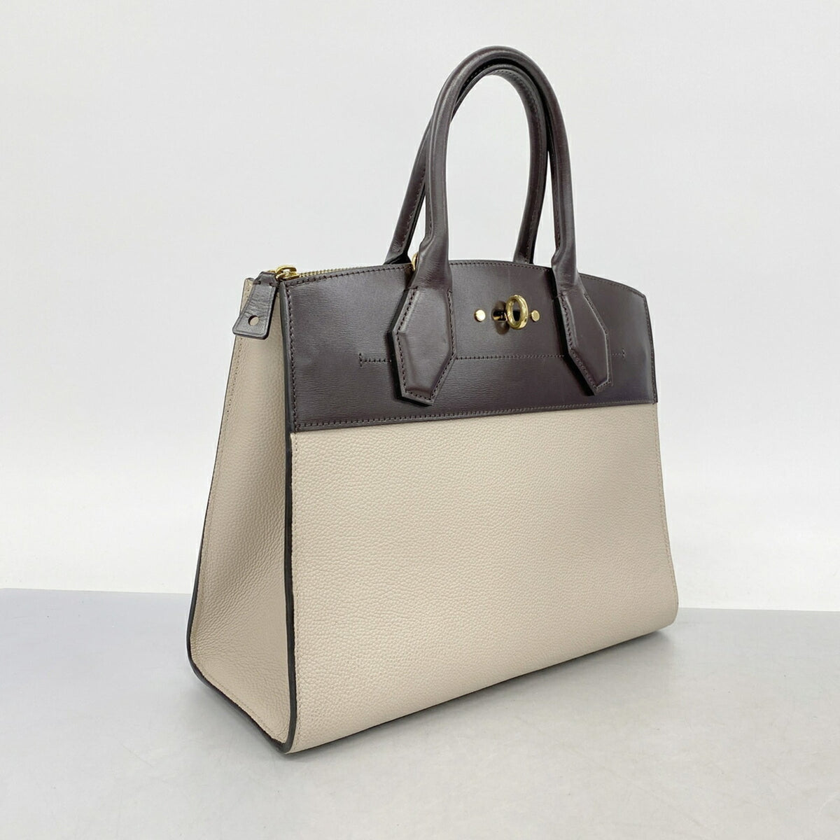 Louis Vuitton Beige Handbag (Pre-Owned)