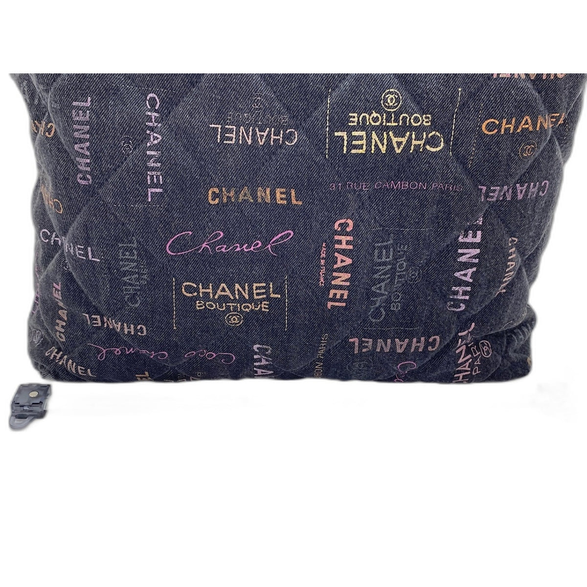Chanel Multi-Color Handbag (Pre-Owned)