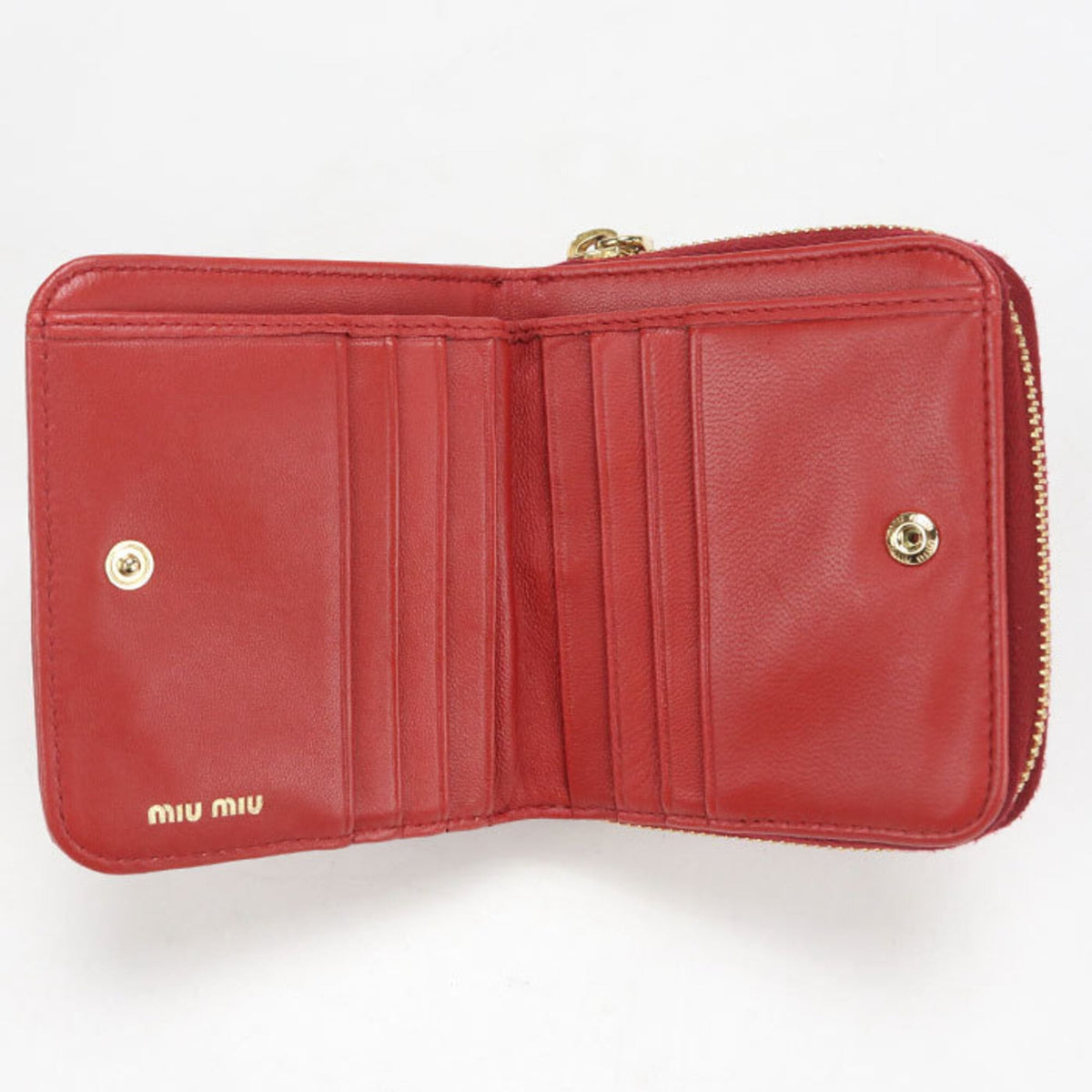 Miu Miu Red Color Leather Wallet (Bi-Fold) (Pre-Owned)