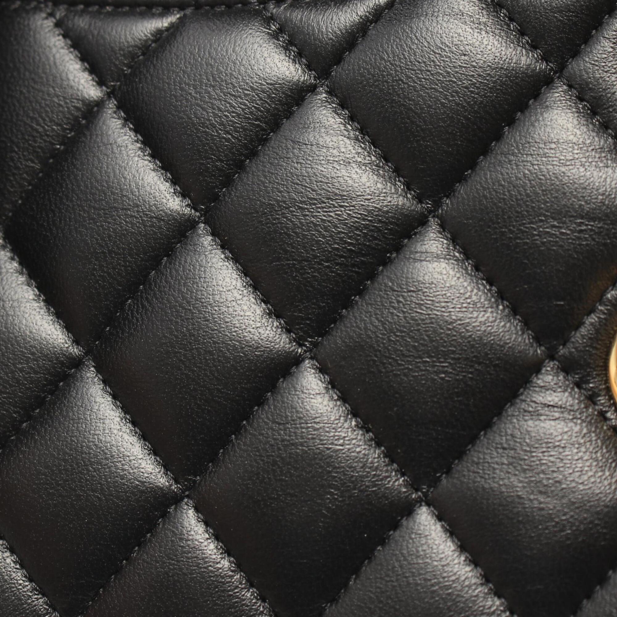 Chanel Black Leather Handbag Shoulder Bag (Pre-Owned)