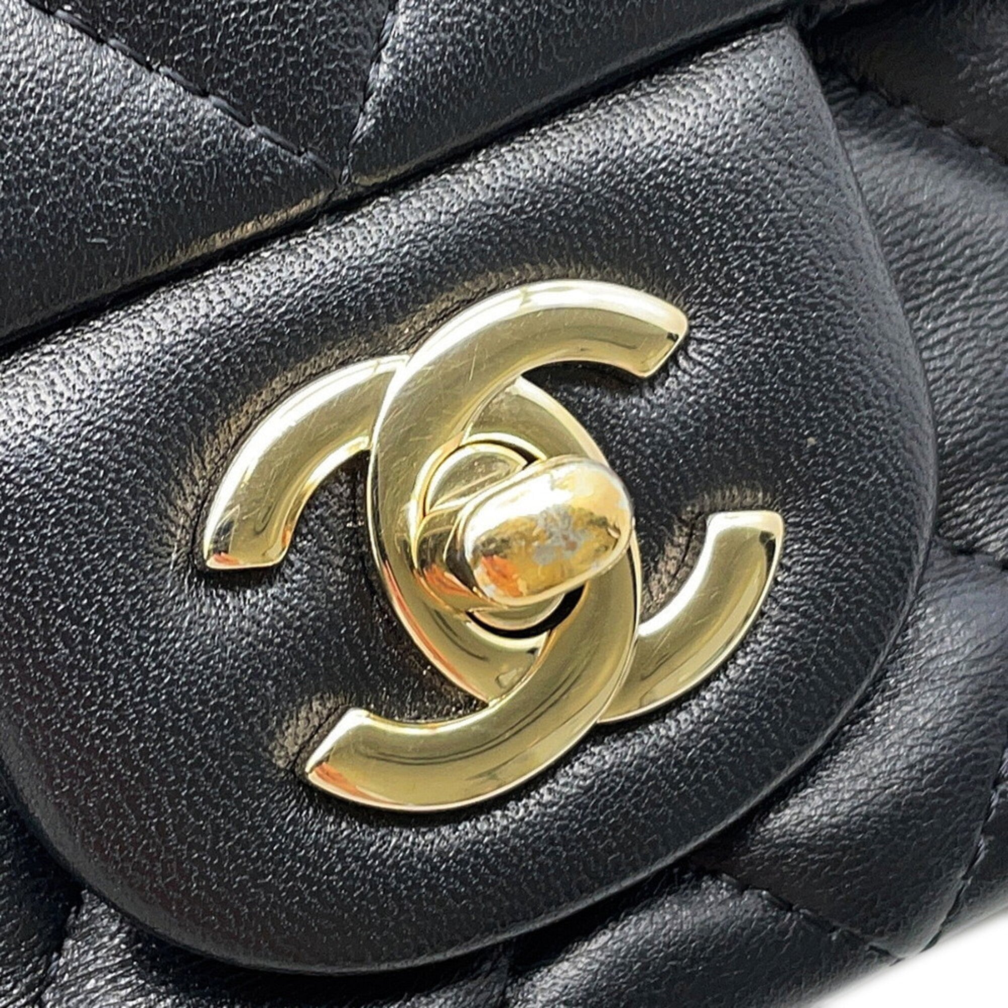 Chanel Matelasse Black Leather Handbag Shoulder Bag (Pre-Owned)