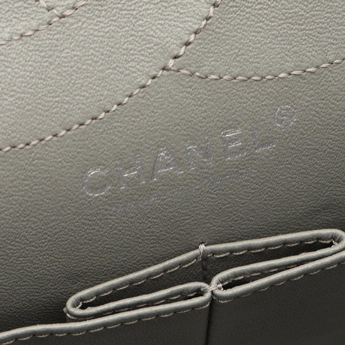 Chanel Bordeaux Gray Grained Calfskin Handbag Shoulder Bag (Pre-Owned)
