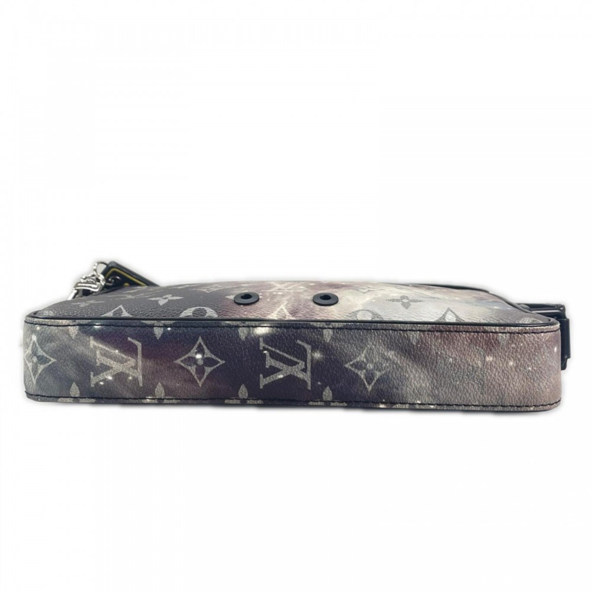 Louis Vuitton Multi-Color Leather Messenger Bag (Pre-Owned)
