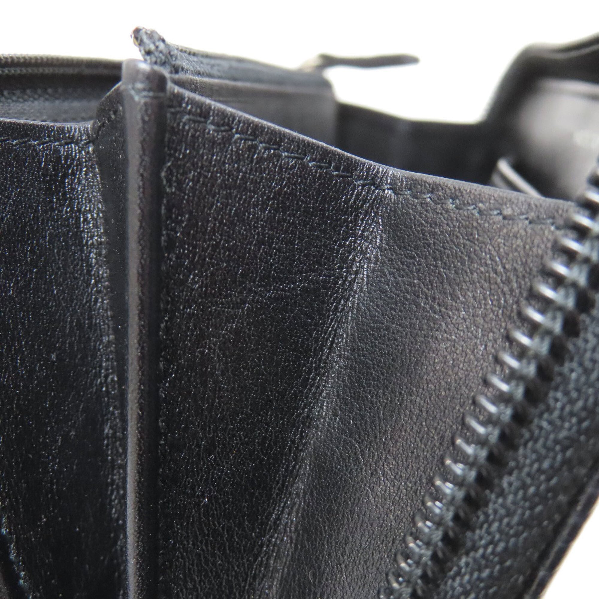 Chanel Black Leather Long Wallet (Bi-Fold) (Pre-Owned)