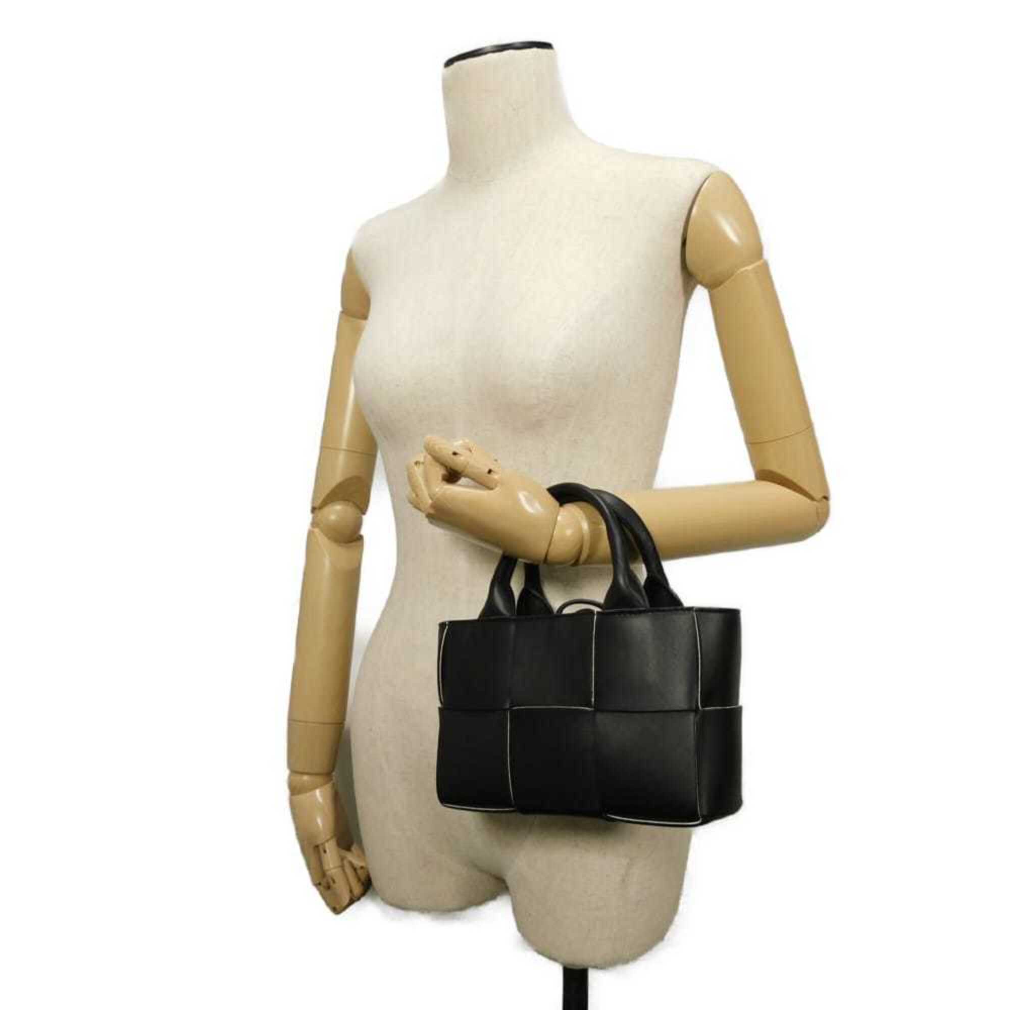 Bottega Veneta Black Intrecciato Tote Bag (Pre-Owned)