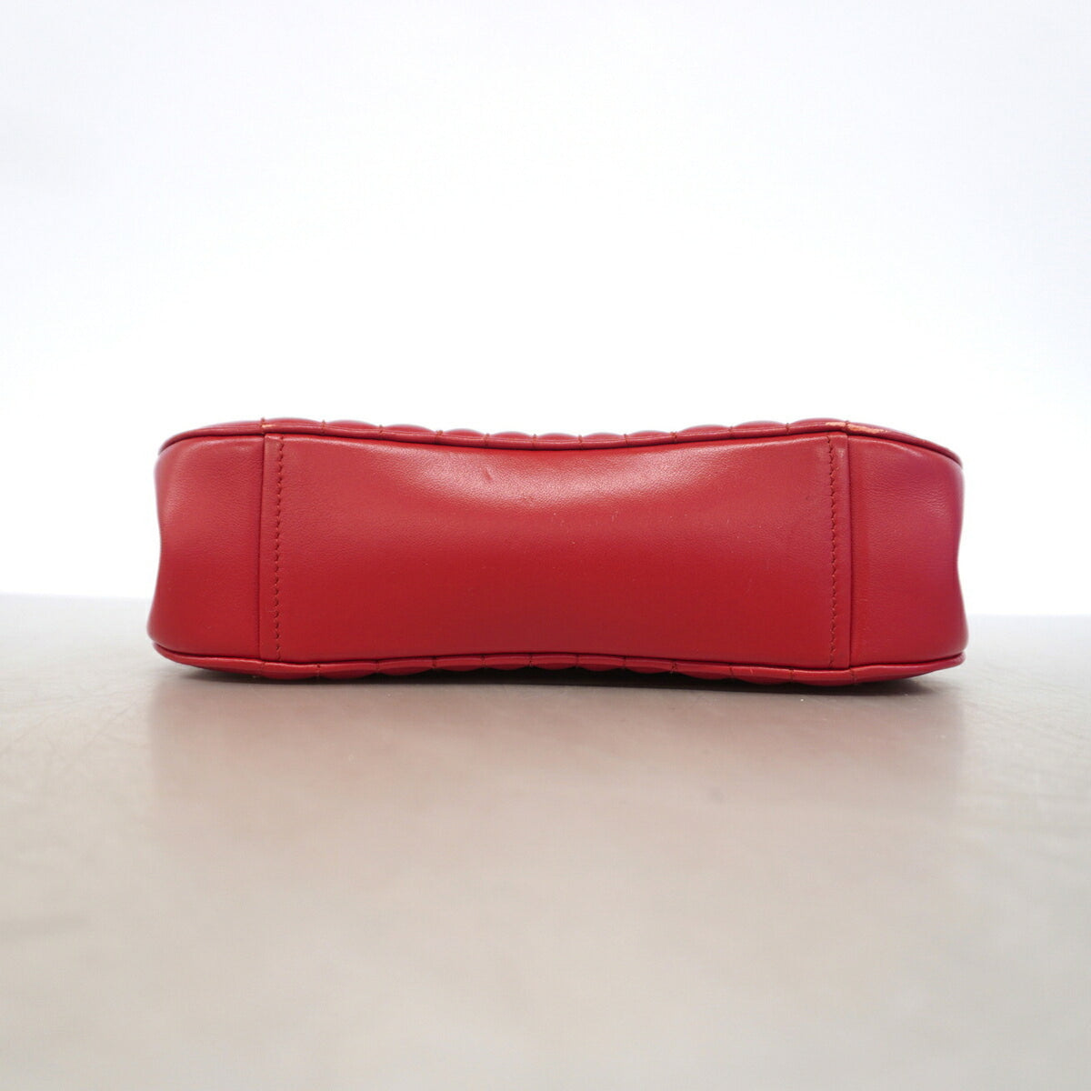 Prada Red Color Leather Shoulder Bag (Pre-Owned)