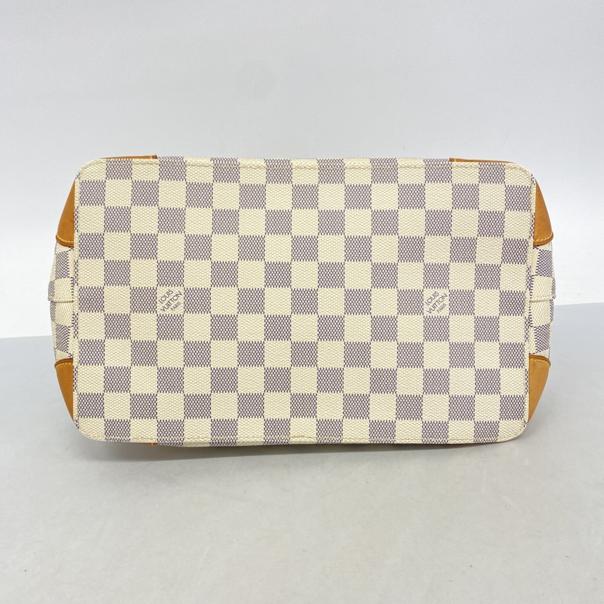 Louis Vuitton White Tote Bag (Pre-Owned)