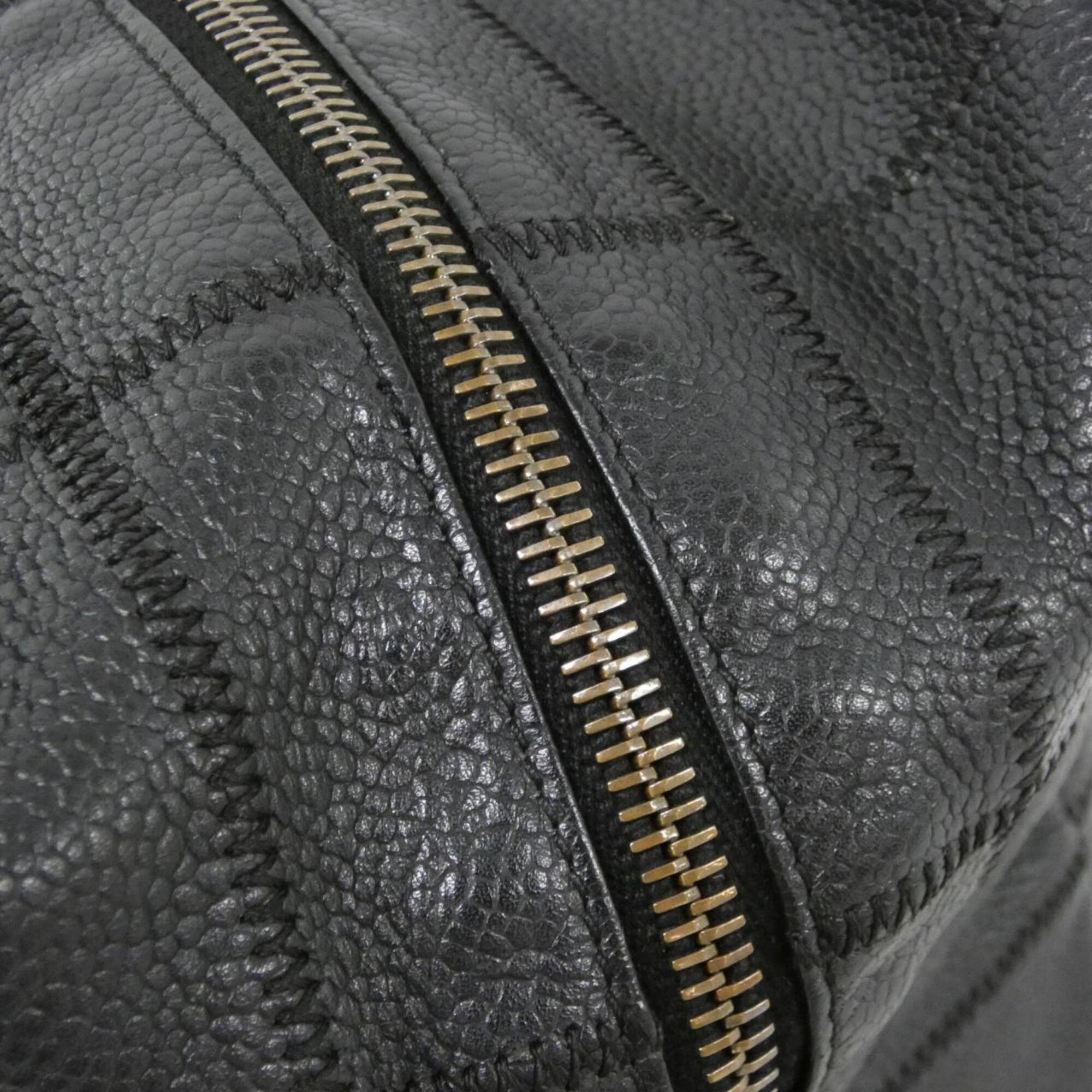 Chanel Black Grained Calfskin Shoulder Bag (Pre-Owned)