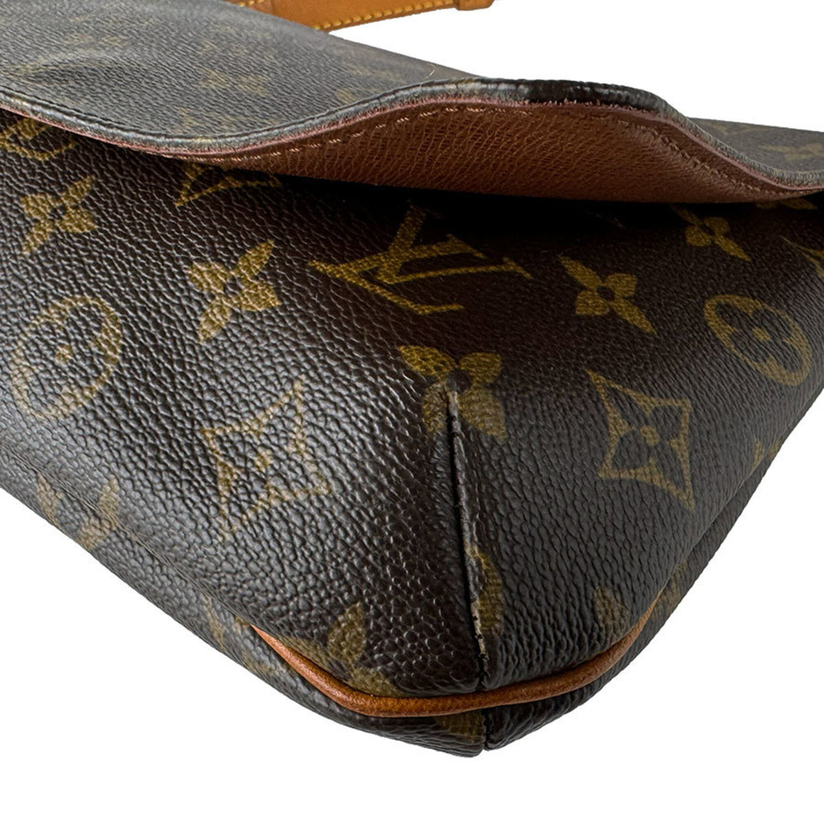 Louis Vuitton Brown Monogram Shoulder Bag (Pre-Owned)
