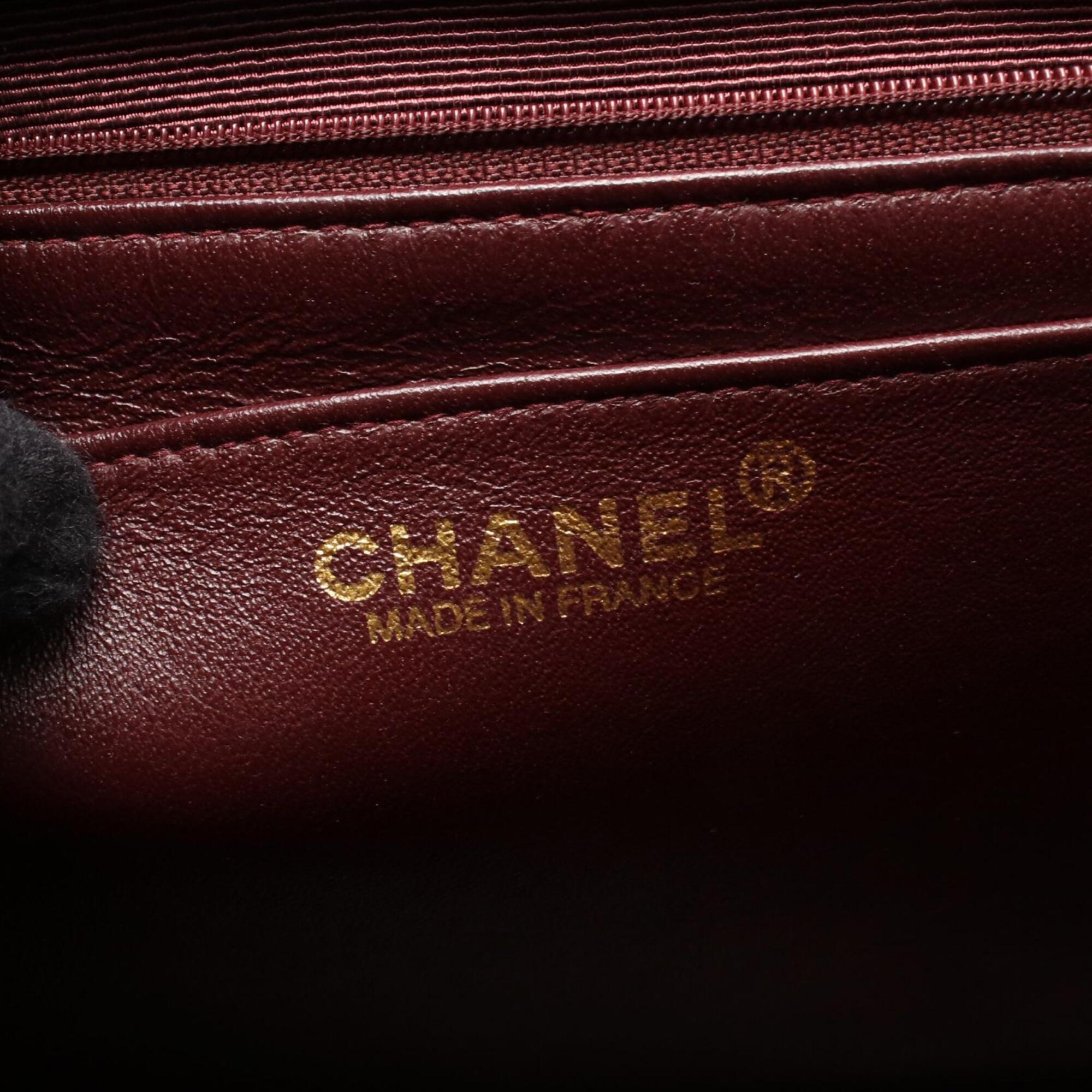 Chanel Black Leather Handbag (Pre-Owned)
