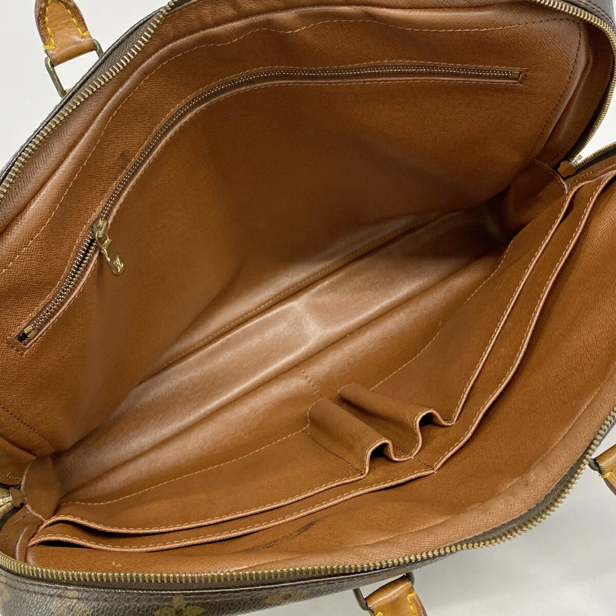 Louis Vuitton Brown Briefcase (Pre-Owned)