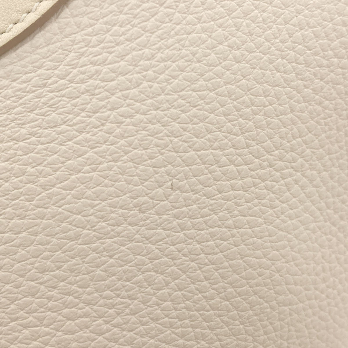Hermes Cream Taurillon Clemence Leather Handbag (Pre-Owned)
