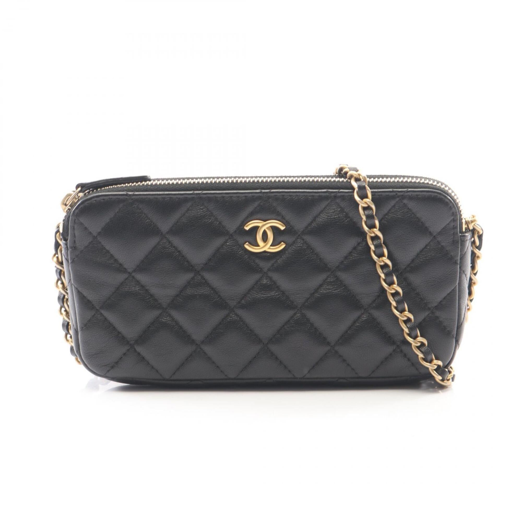 Chanel Black Leather Handbag Shoulder Bag (Pre-Owned)