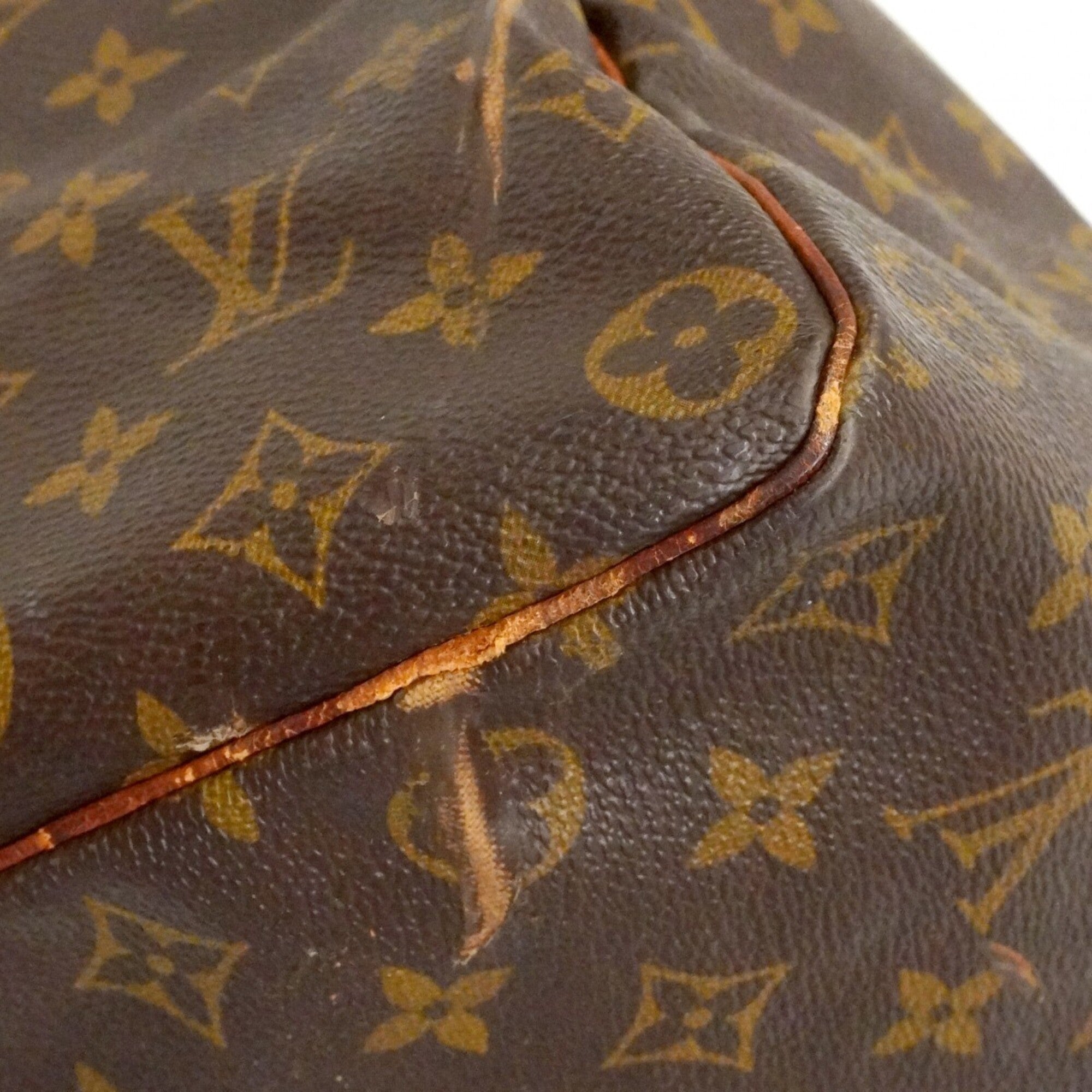 Louis Vuitton Brown Handbag (Pre-Owned)