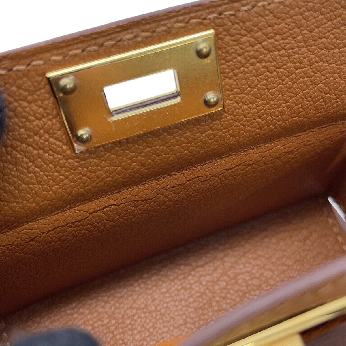 Hermes Kelly Gold Epsom Leather Handbag (Pre-Owned)