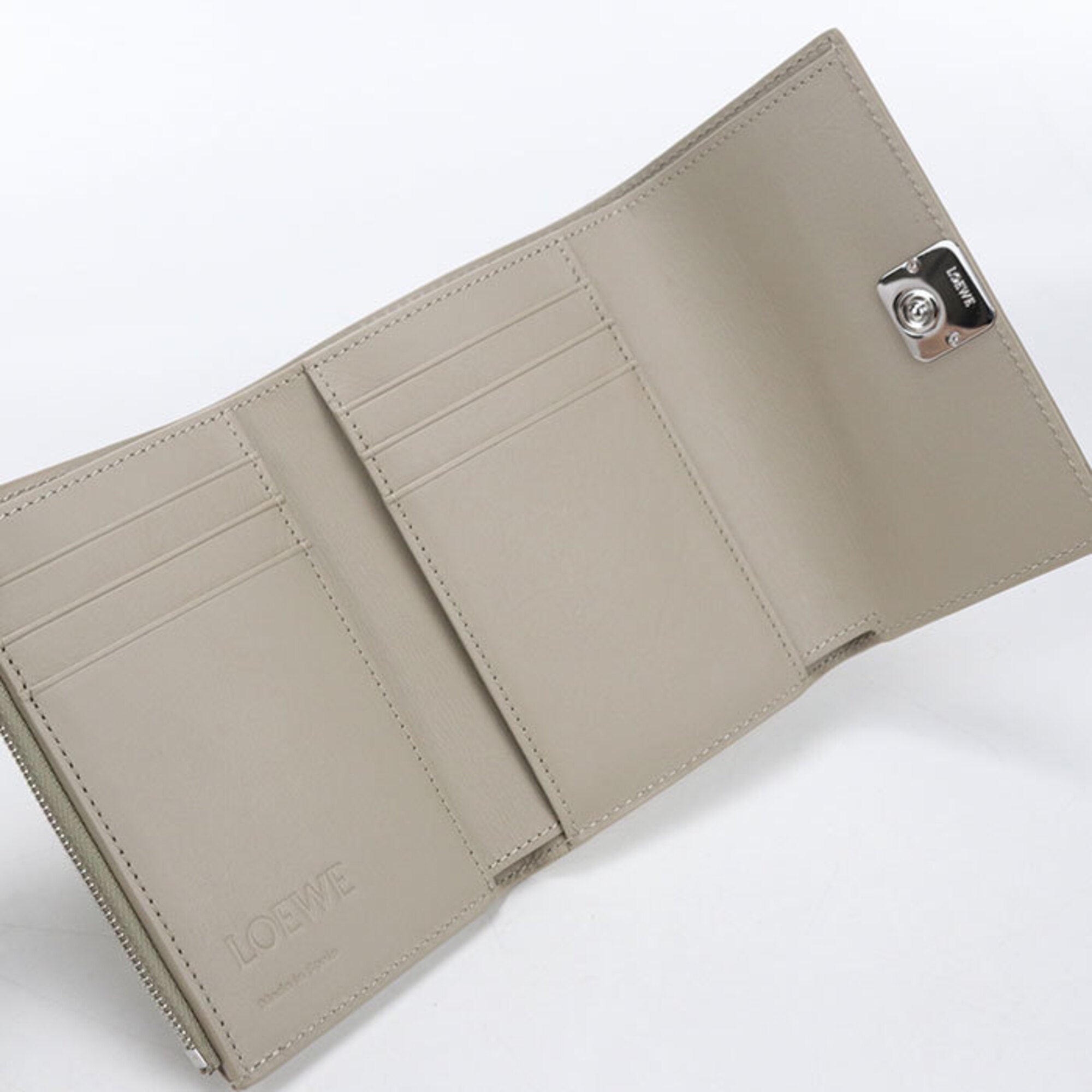 Loewe Gray Wallet (Tri-Fold) (Pre-Owned)