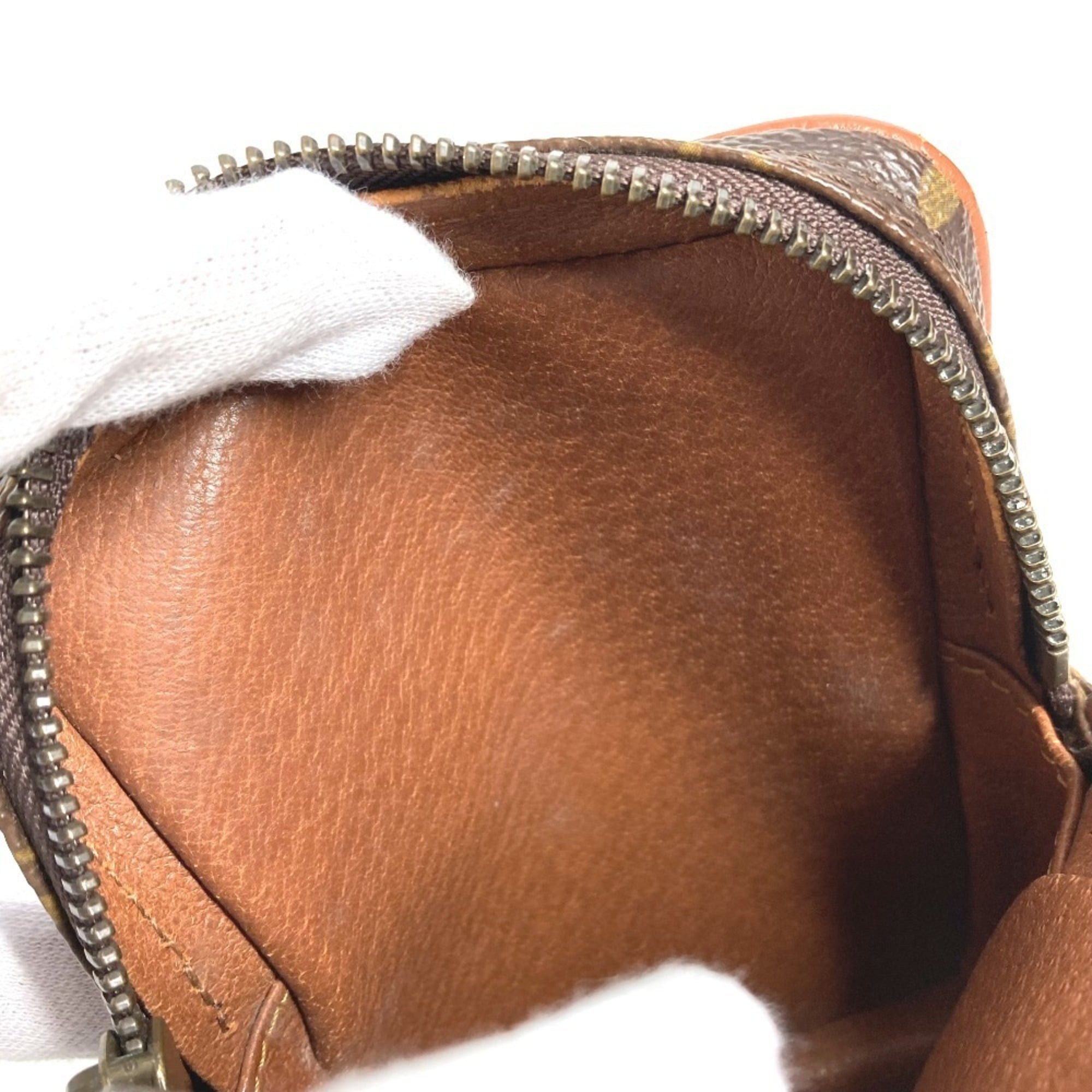 Louis Vuitton Brown Galle Monogram Pochette Shoulder Bag (Pre-Owned)